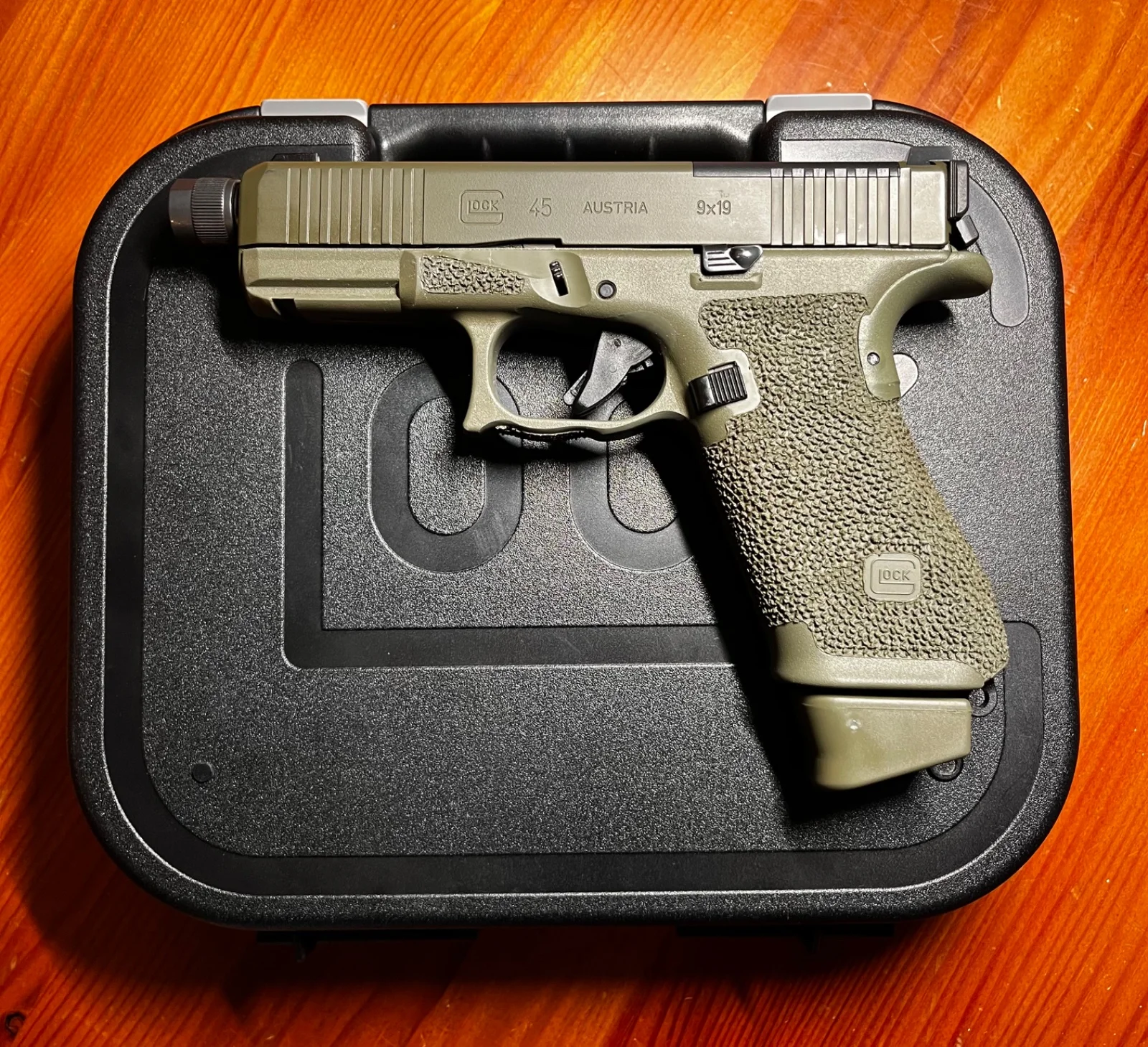 Glock 45 gen5 MOS Hunter plus kabura OWB