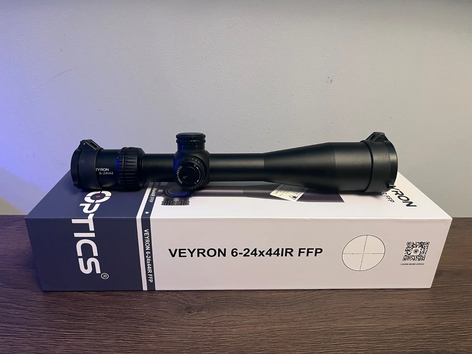 Luneta Vector Optics Veyron 6-24x44 FFP SCFF-37