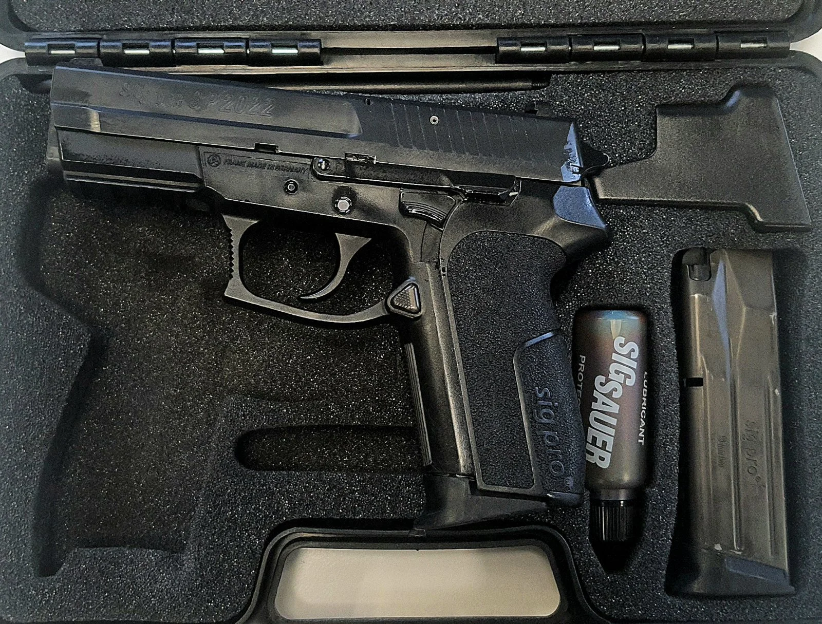 SIG Sauer P2022