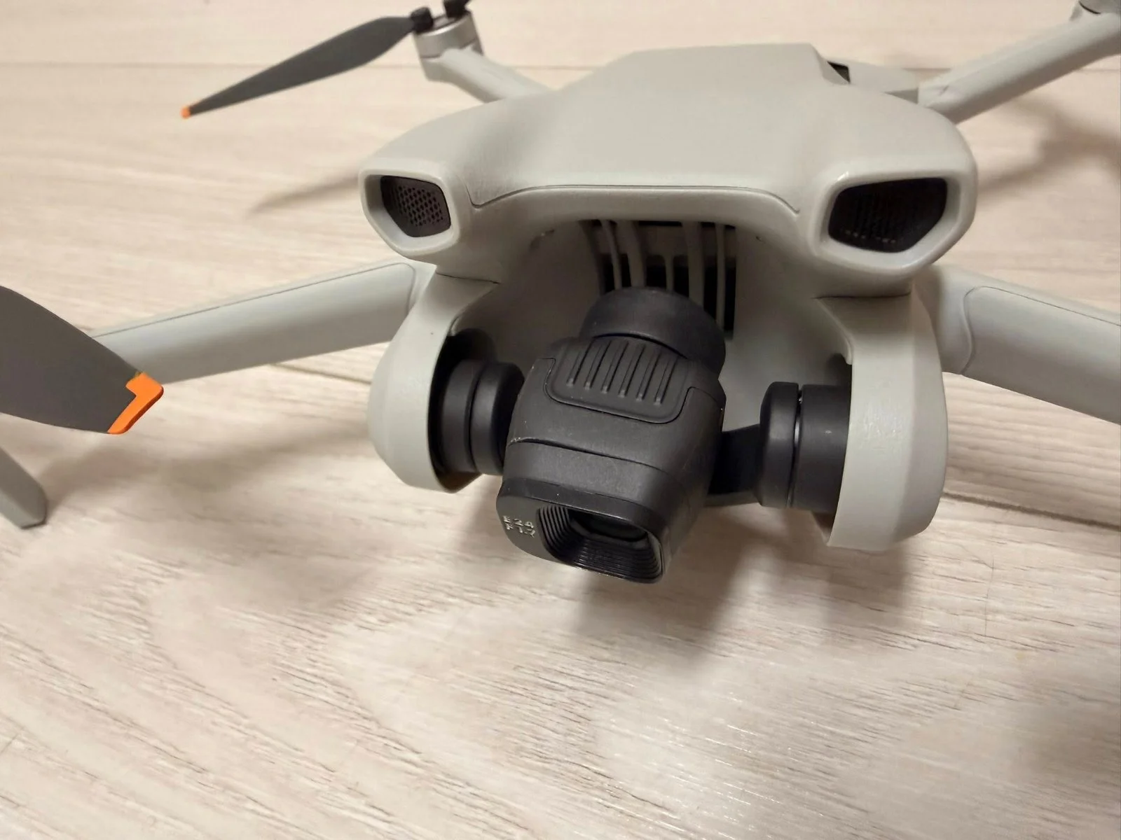 Dron DJI mini 3