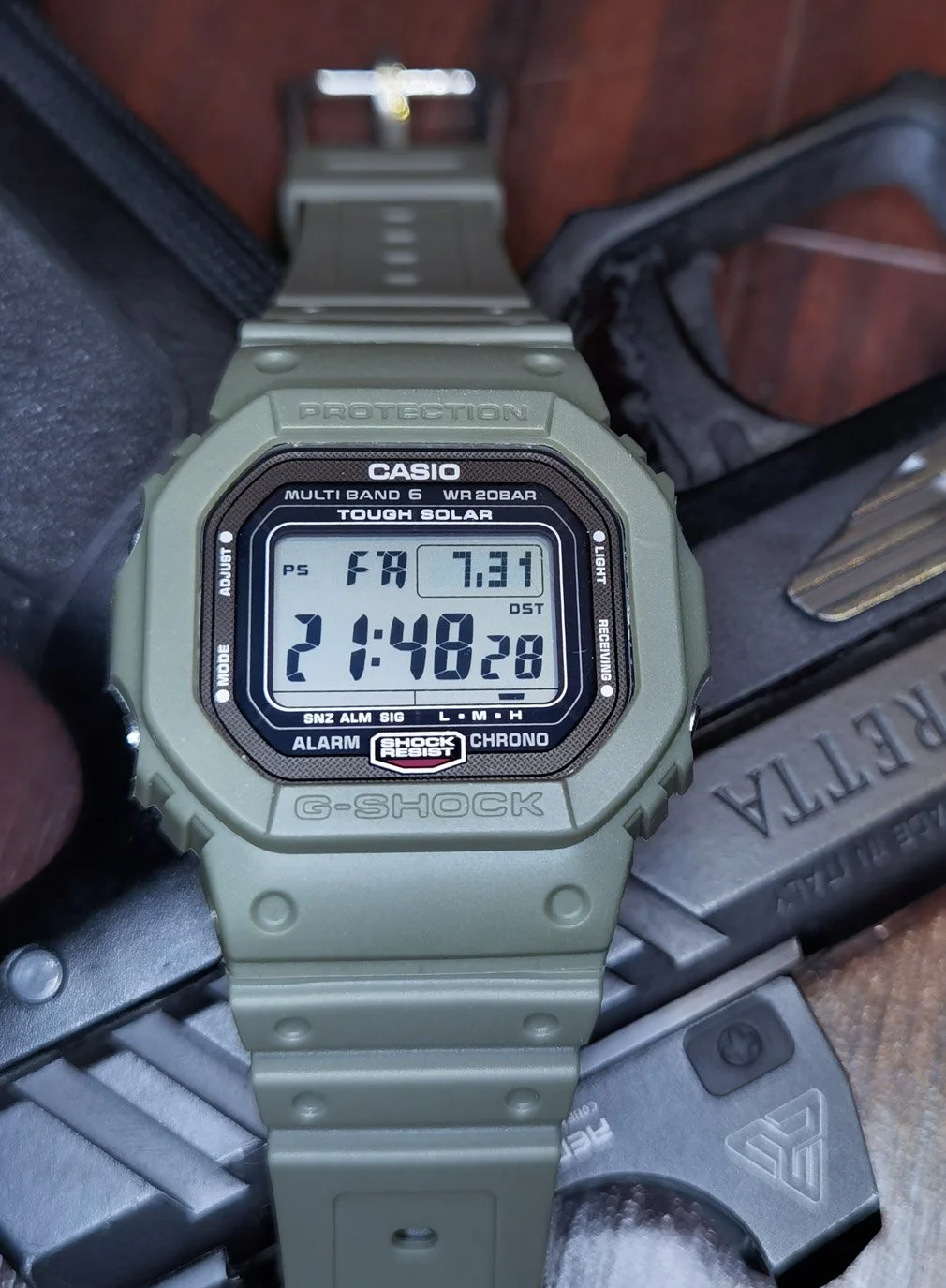 Zegarek Casio G-Shock GW-5000 - w wojskowym przebraniu.
