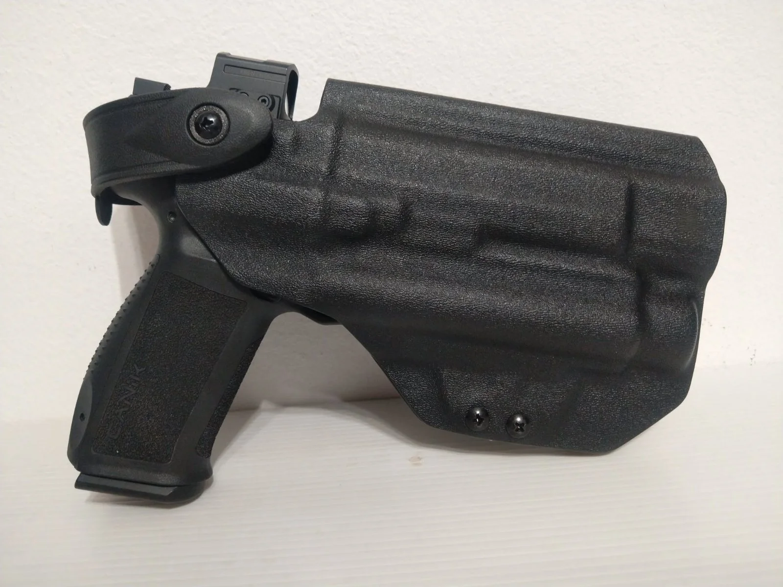 Kabura Canik METE SFT z Olight Valkyrie PL-Pro / PL-3R