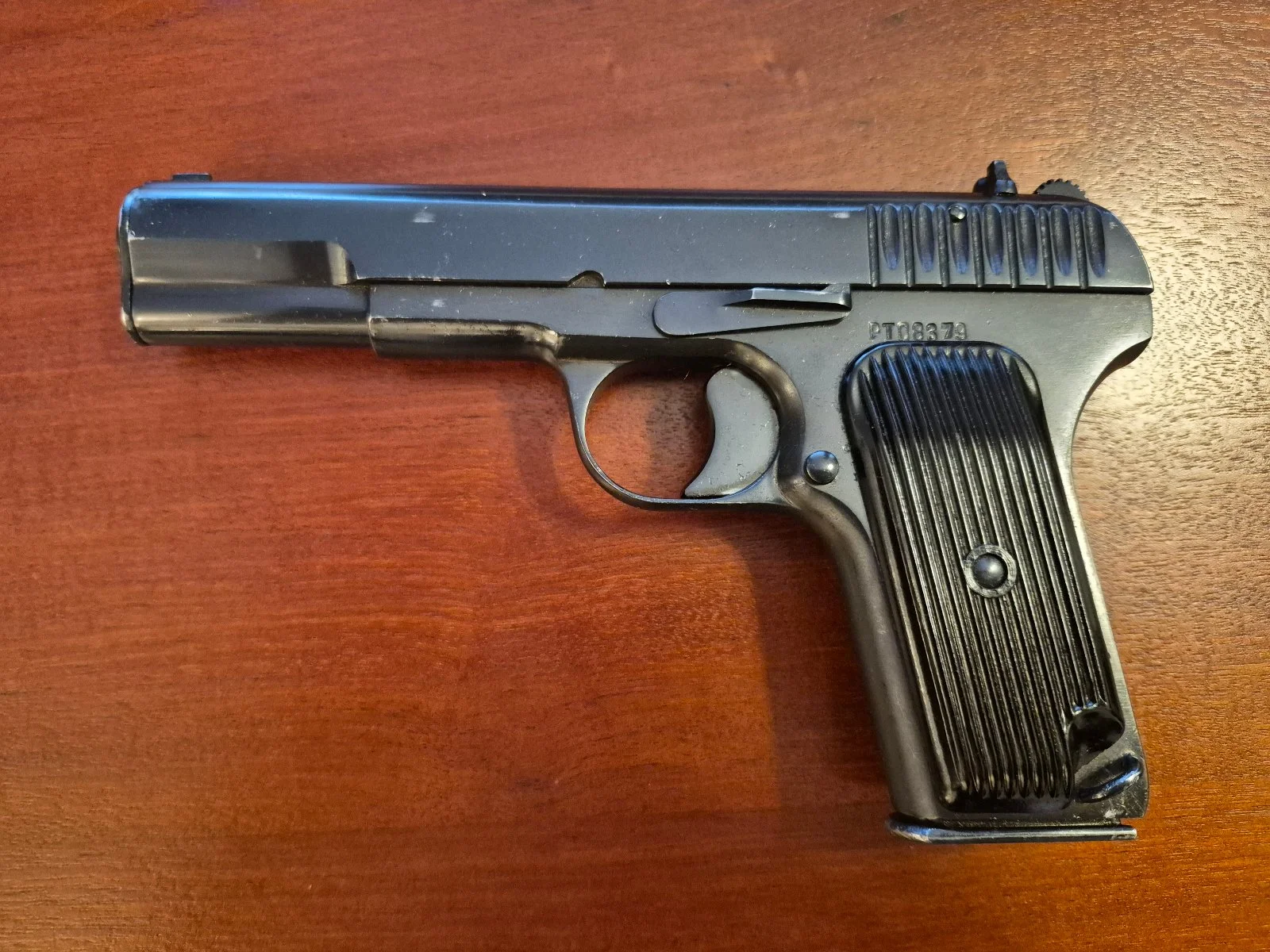 Pistolet TT wz. 33 Tokariew