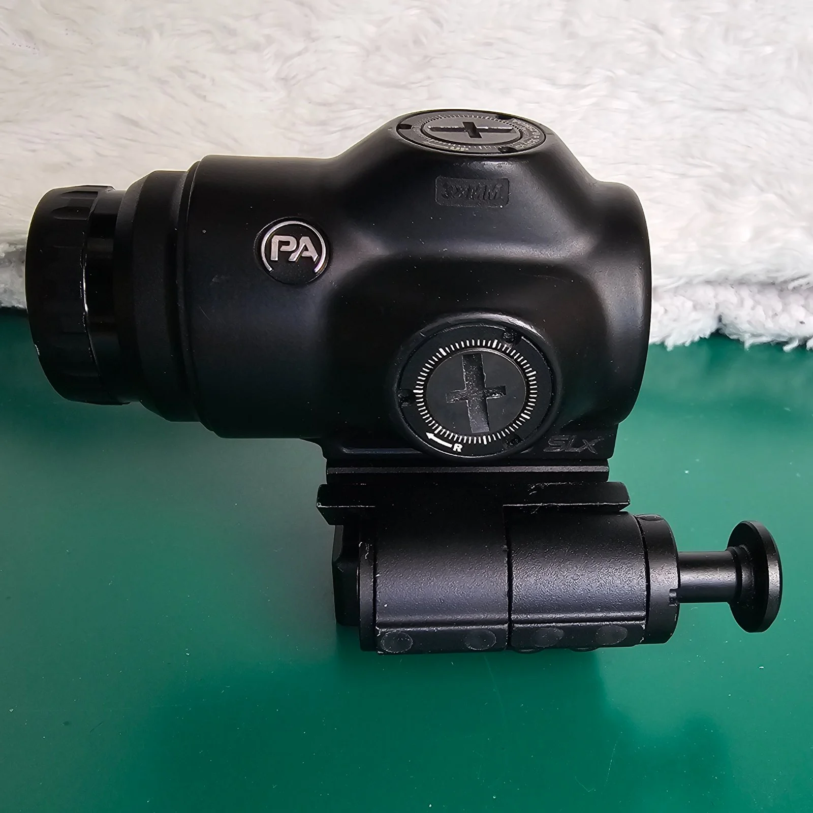 Powiekszalnik primary arms 3x z montażem
