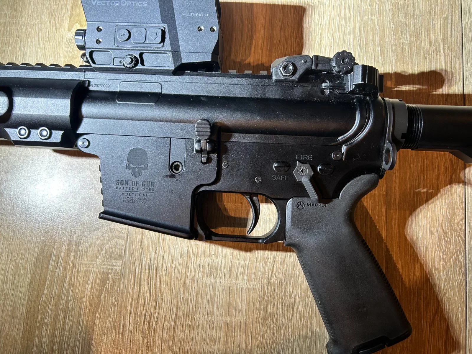 SOG AR9 12,7"