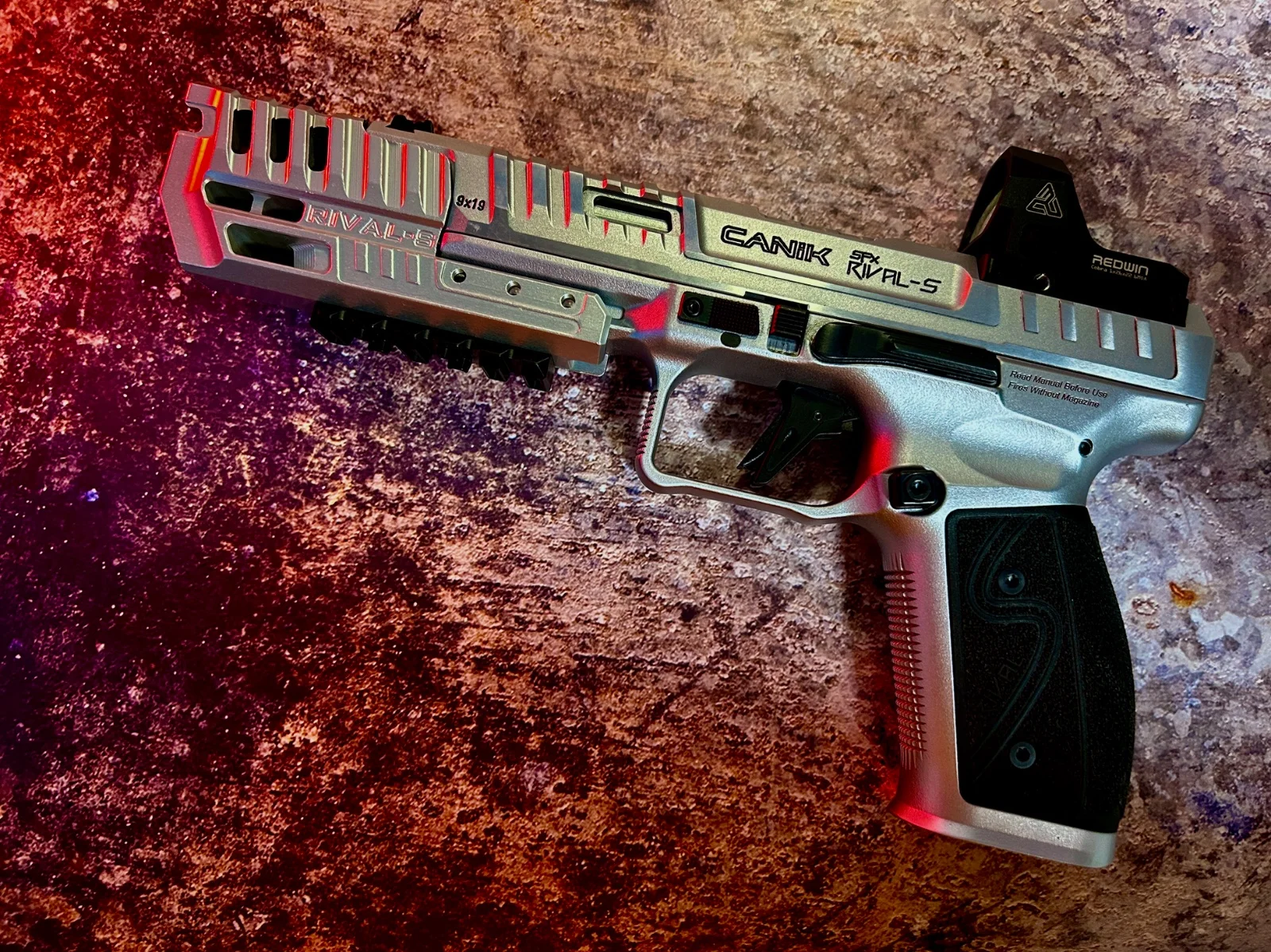 Canik rival s z kompensatorem i kolimatorem