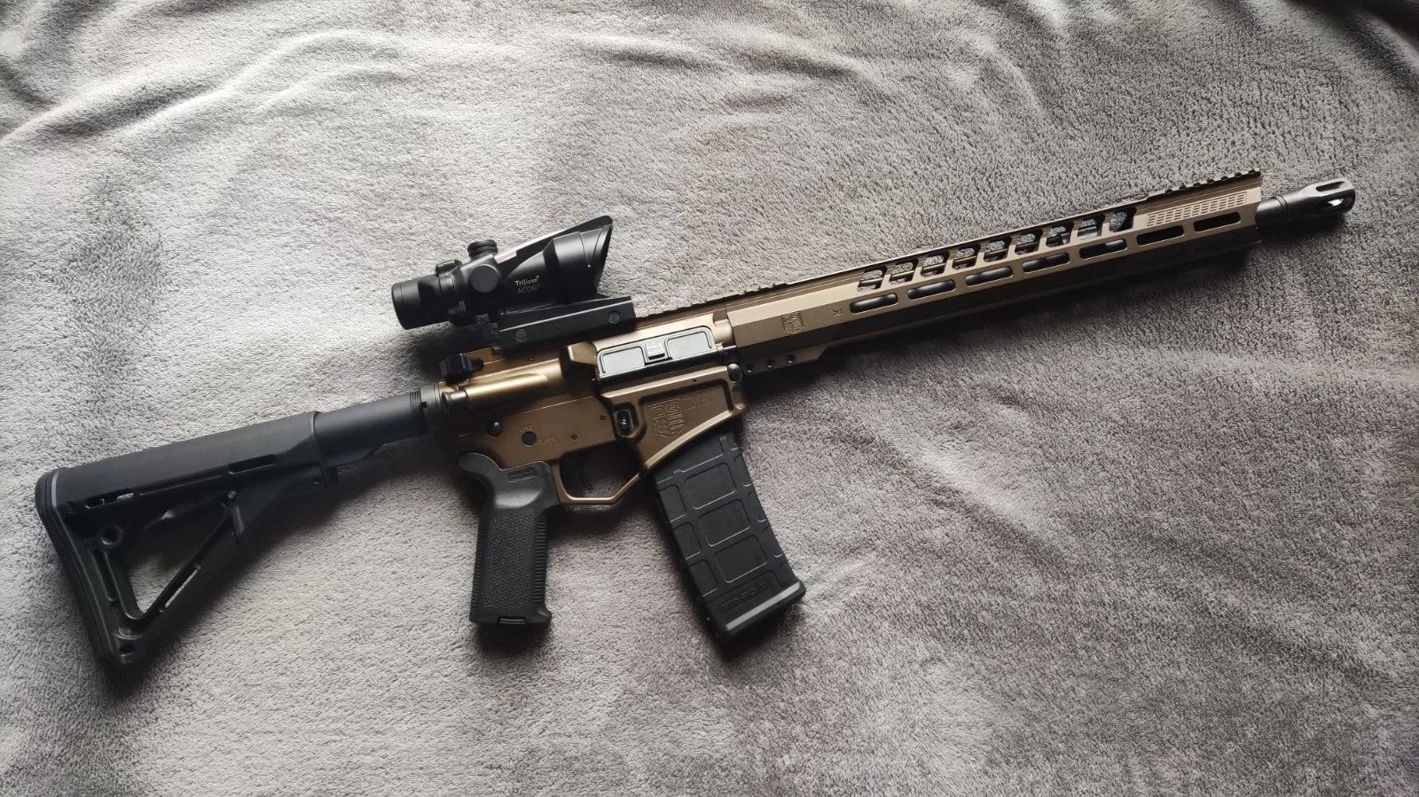 Diamondback DB15 BGMB 16" Magpul