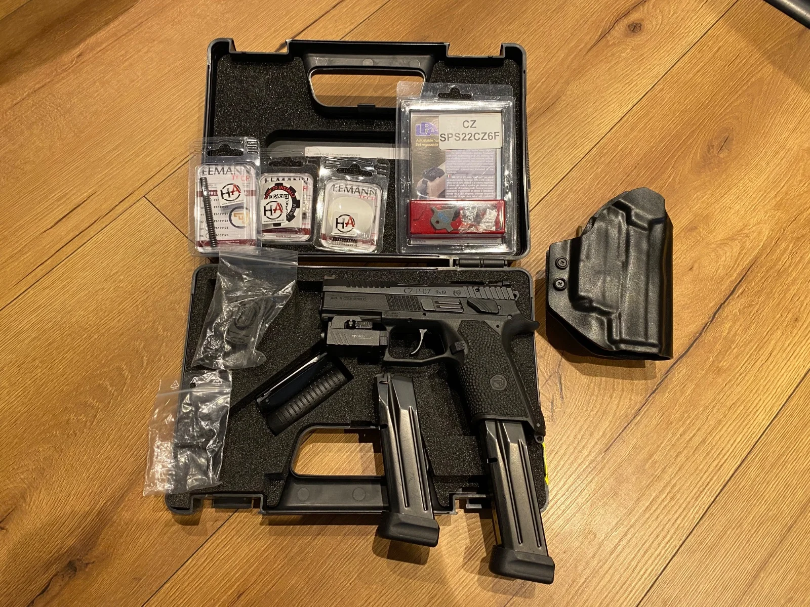 CZ P07
