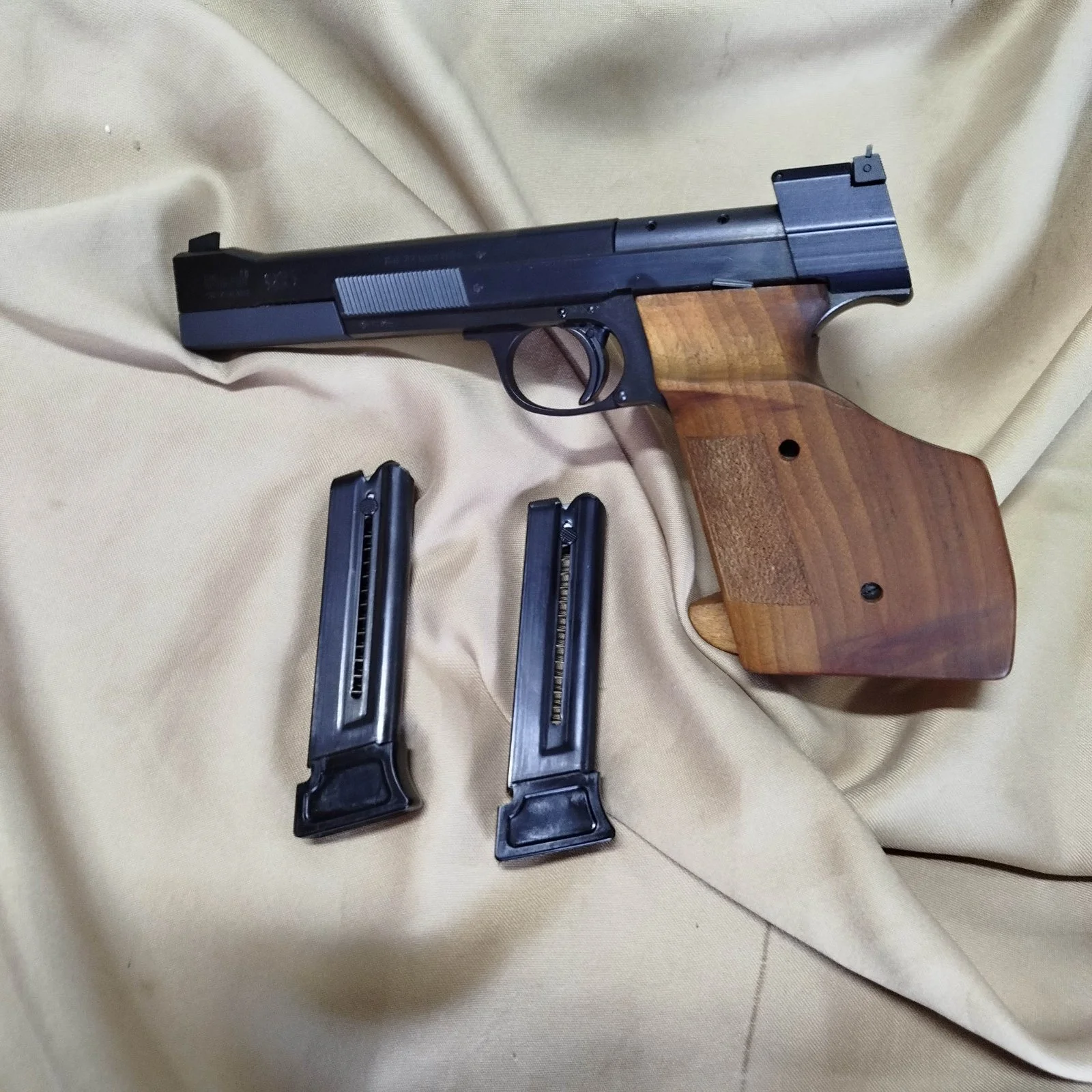 Pistolet Hammerli 215 .22l DOWÓZ