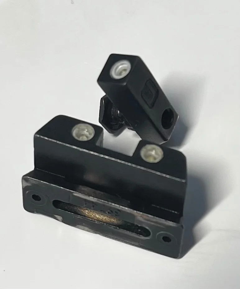 Przyrządy  metalowe trytowe Glock