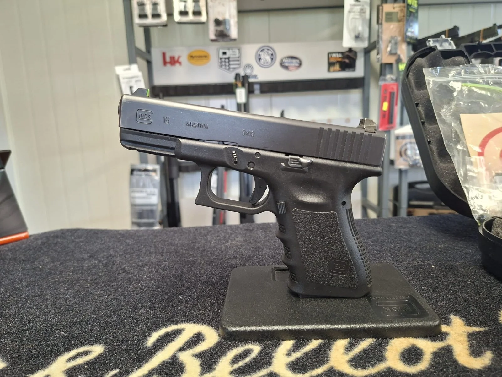Glock 19 3gen, lekko zmodyfikowany