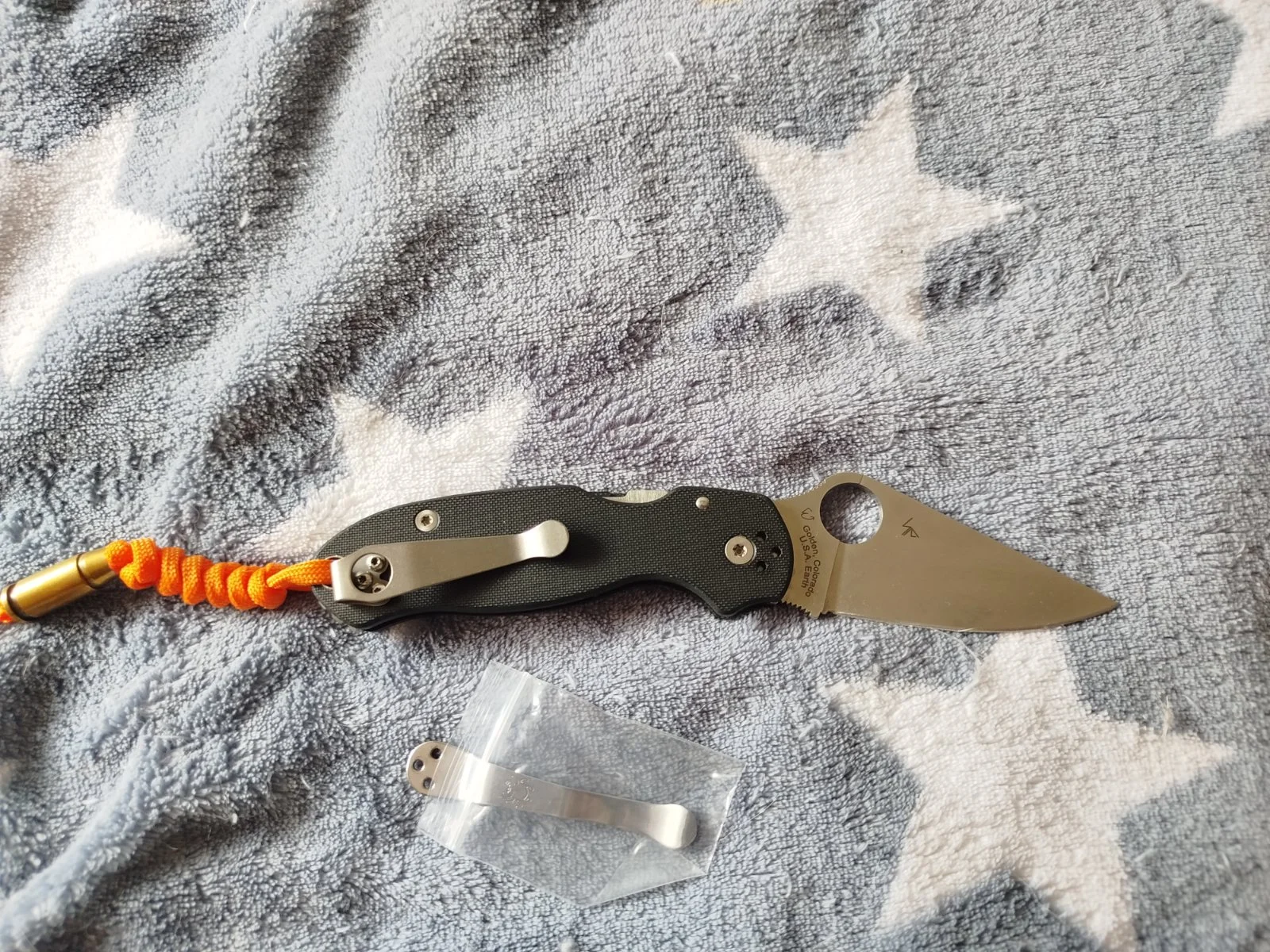 Noż składany Spyderco Para3