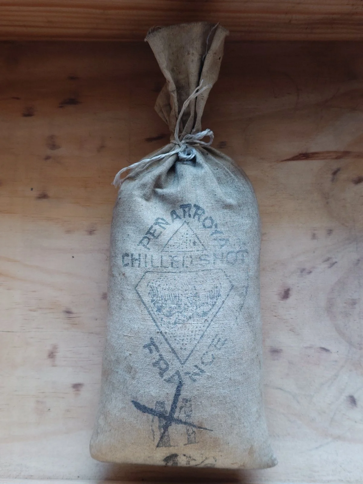 Śrut ołowiany cięty 5,3 kg w oryginalnym worku Penarroya Chilled Shot France