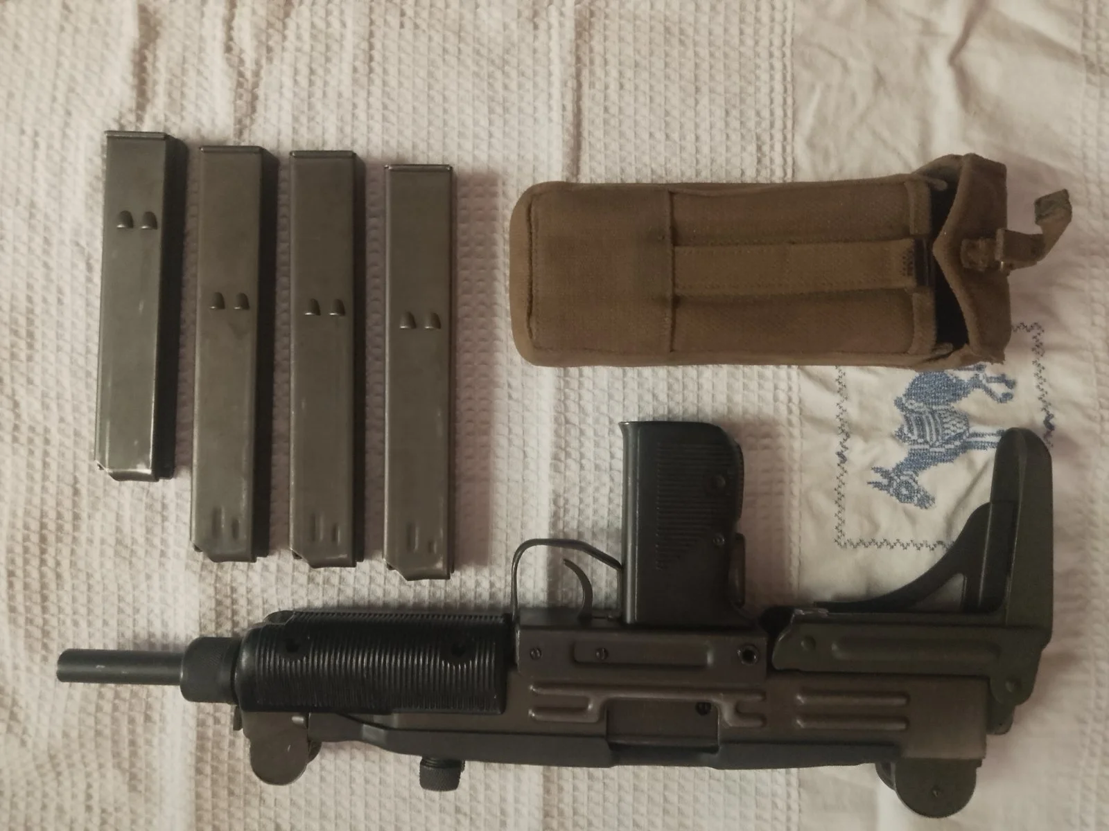 Pistolet maszynowy UZI 9x19