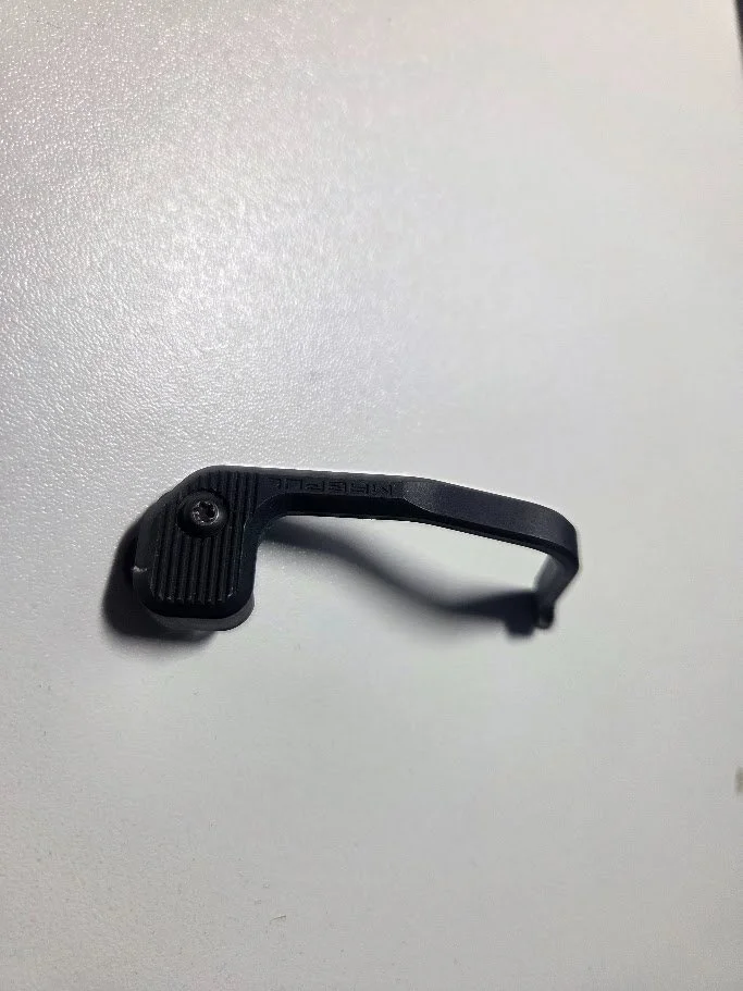 Dźwignia zwalniacza zamka Magpul B.A.D. Lever do karabinków AR15/M4 - Black Używana