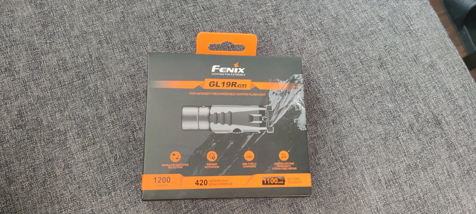 Latarka Fenix GL19R v2.0