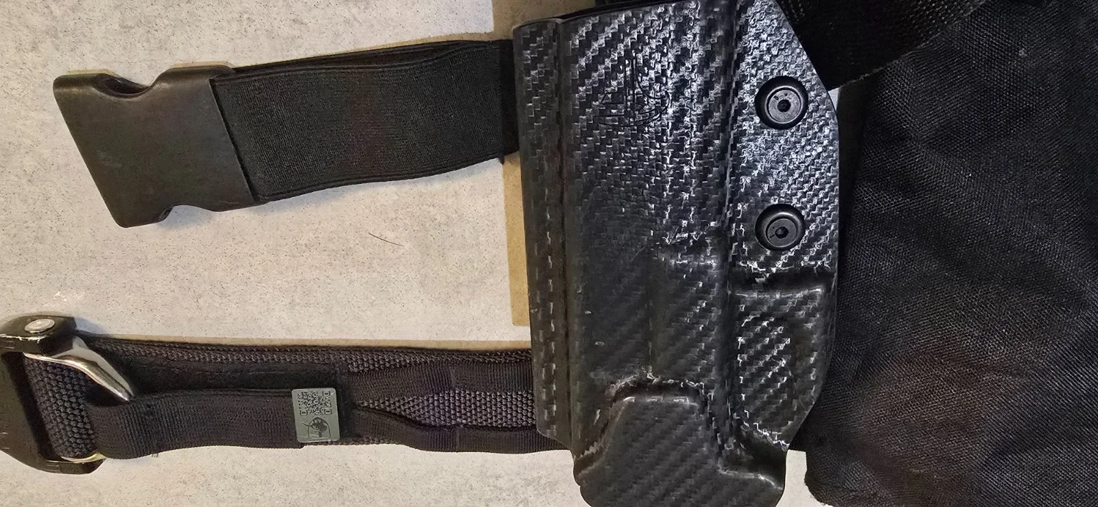 Pas, cobra, molle, kabura glock QLS, worek zrzutowy.