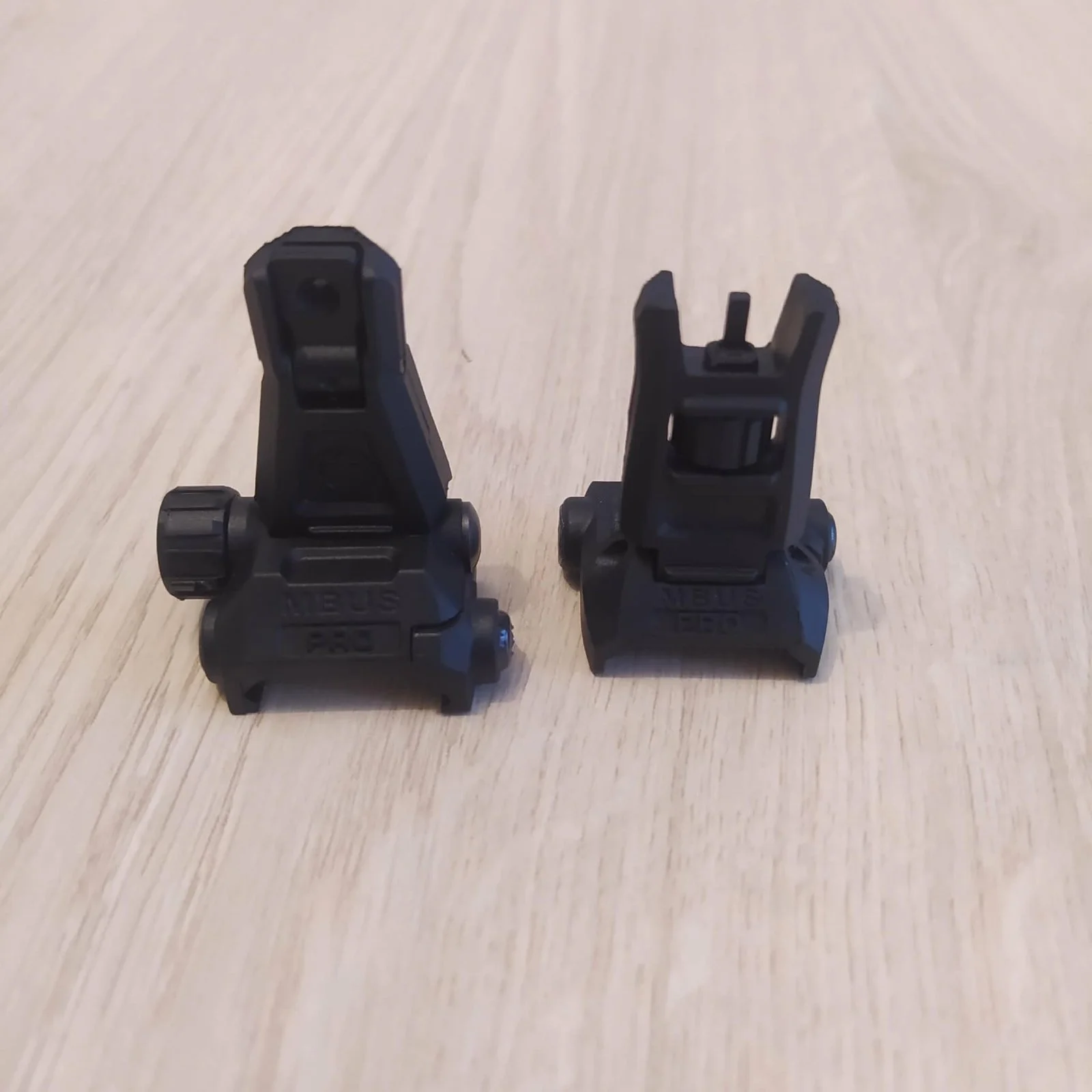 Przyrządy celownicze składane Magpul Mbus Pro