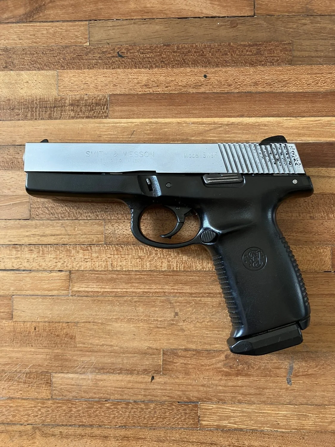 Smith & Wesson SW9F SIGMA 9x19