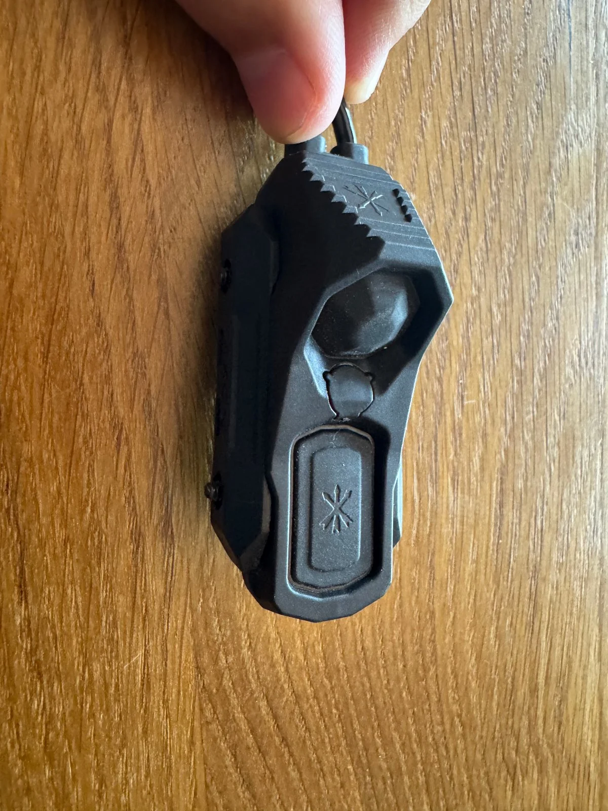 Włącznik żelowy Unity AXON do latarki Surefire i lasera
