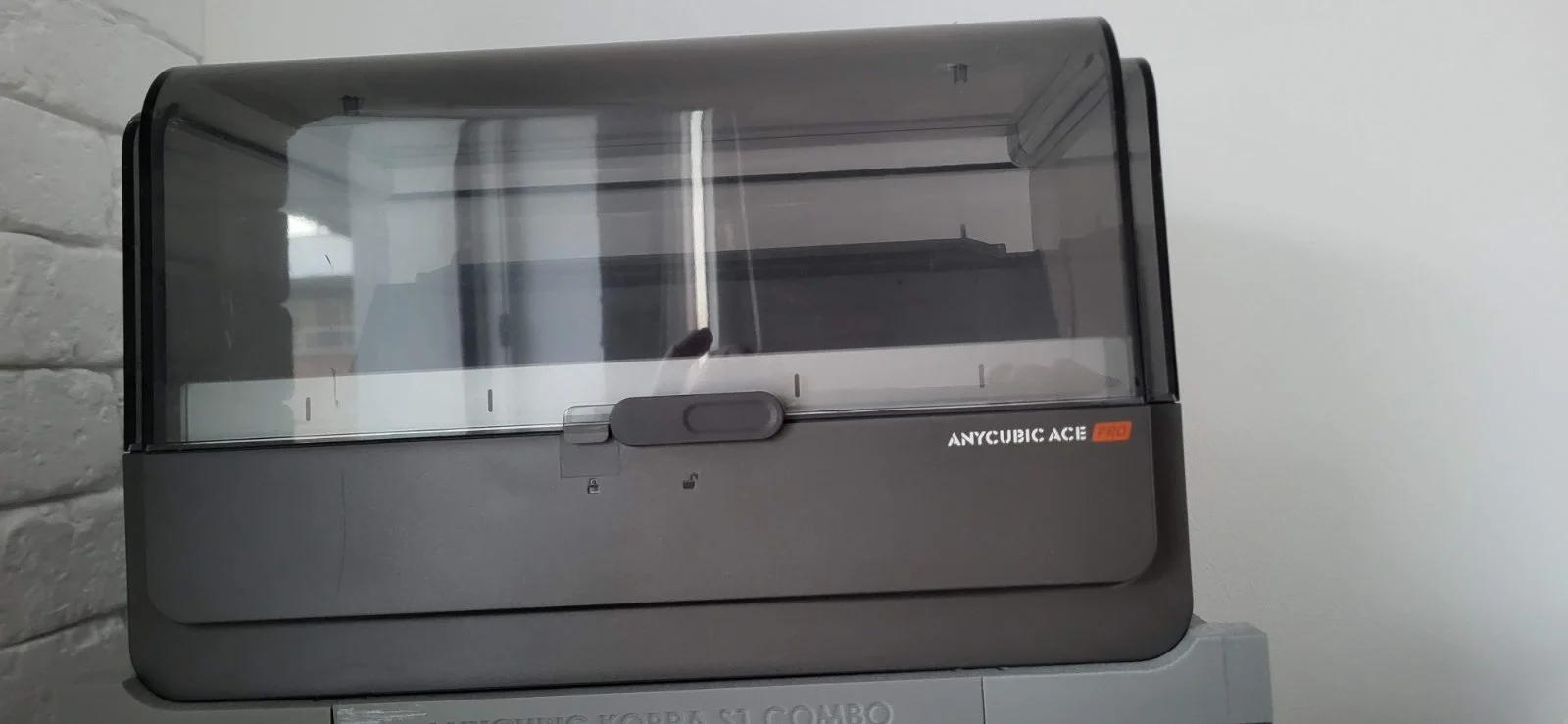 Anycubic Ace Pro - zmieniarka / suszarka dla 4 filamentów