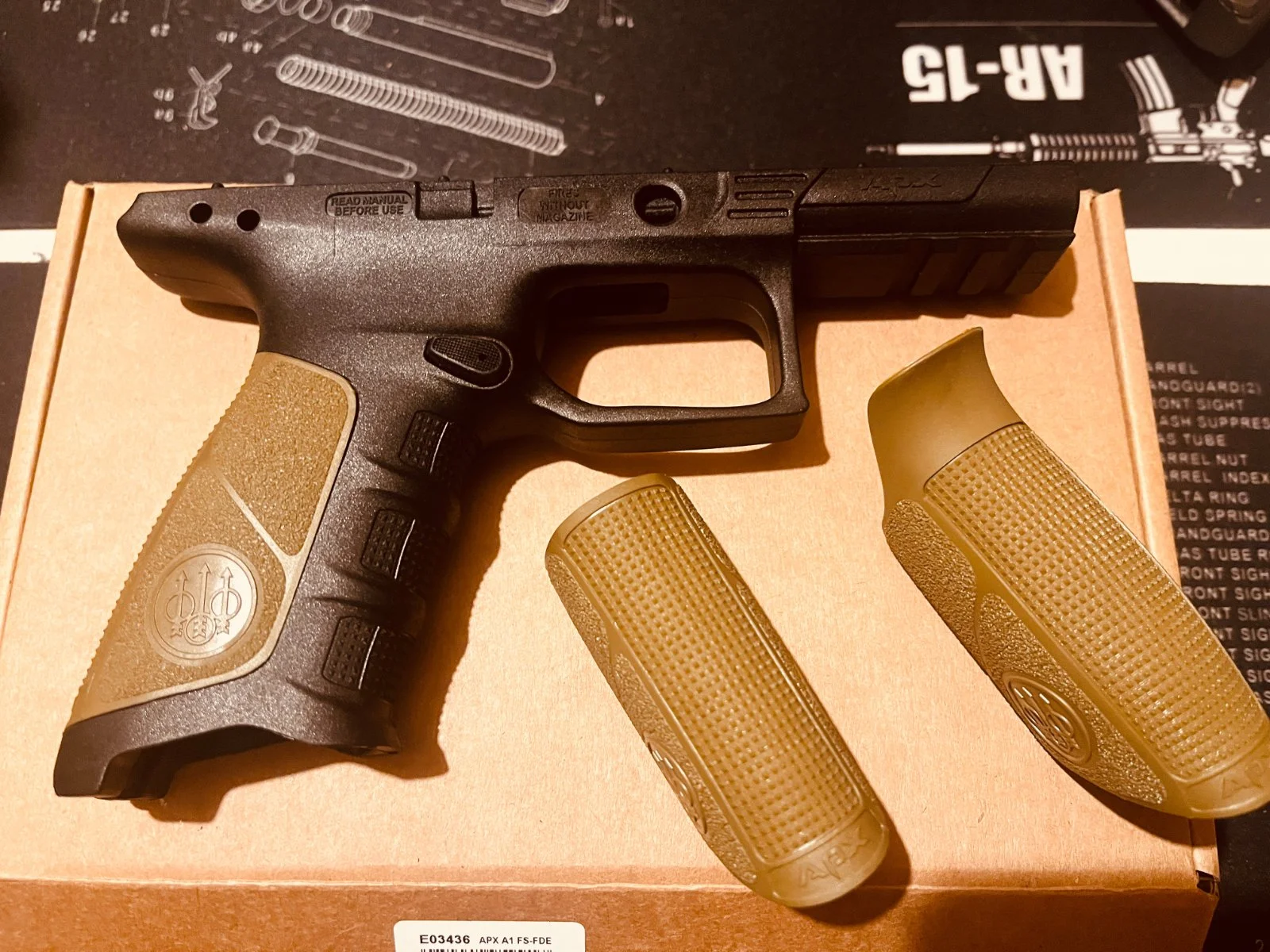 Chwyt Beretta APX A0 czarny, nakładki coyote