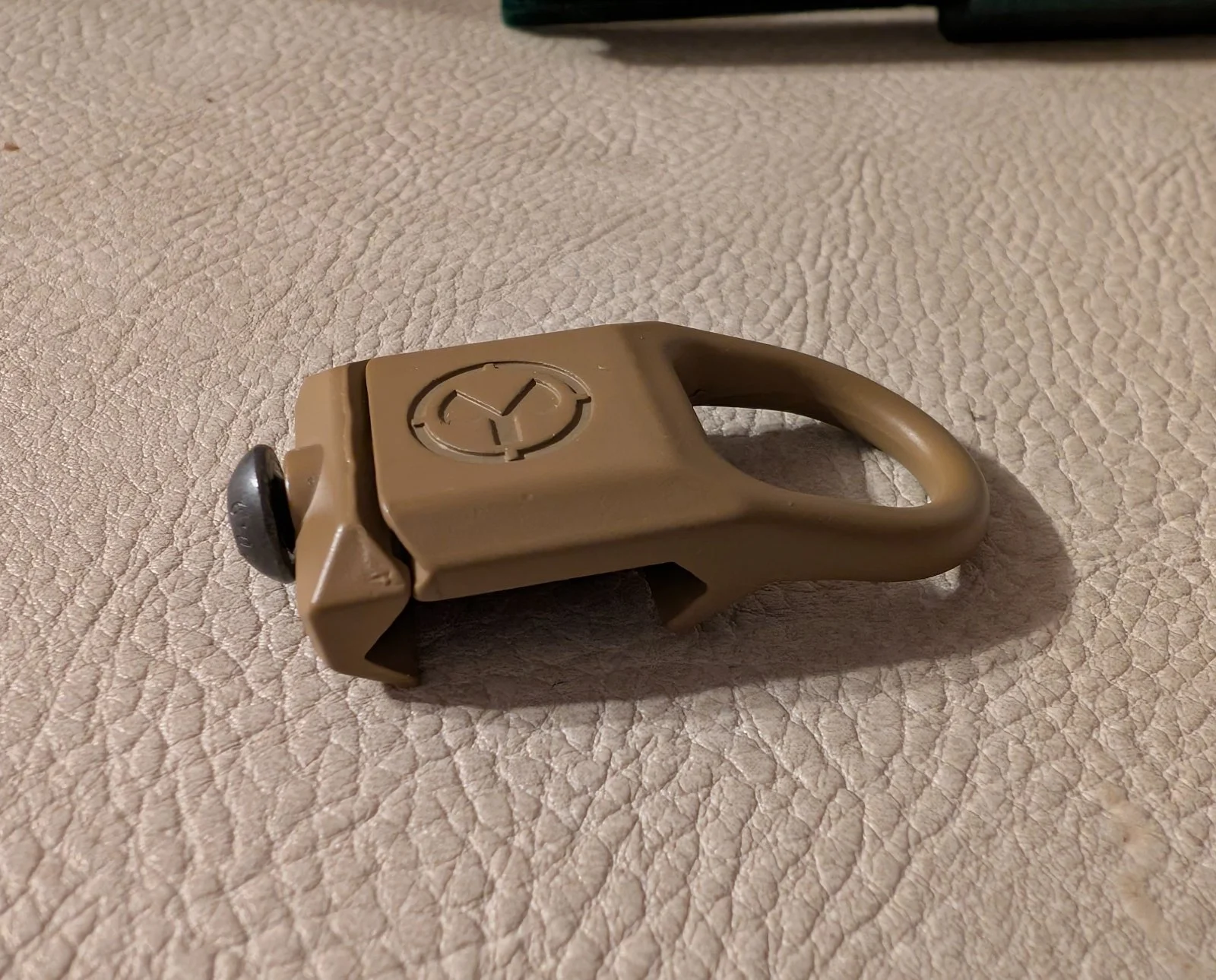 Zawieszenie, uchwyt oczko na picatinny waver