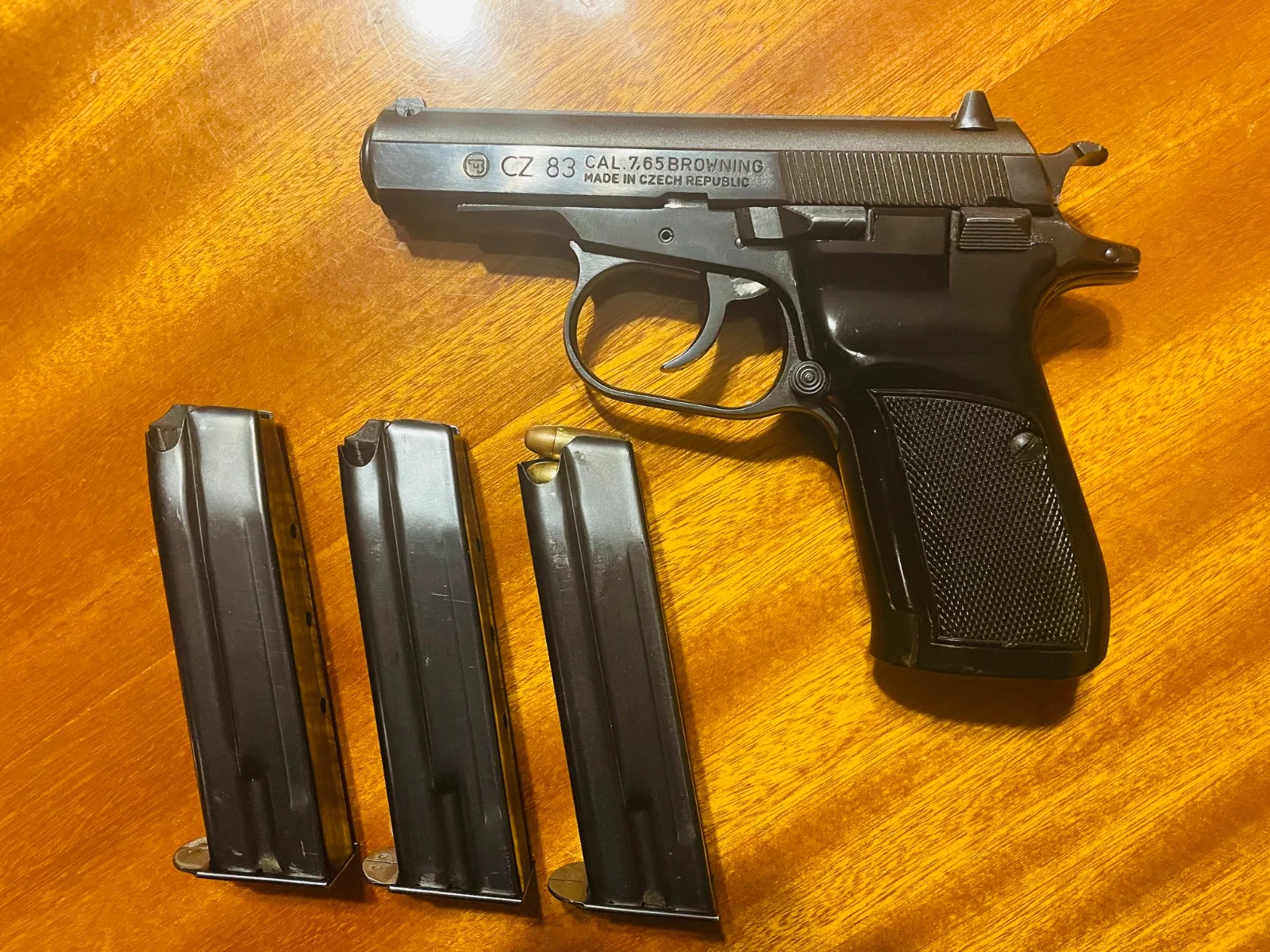 CZ 83 7.65/.32 acp oryginalne pudełko 3 magazynki