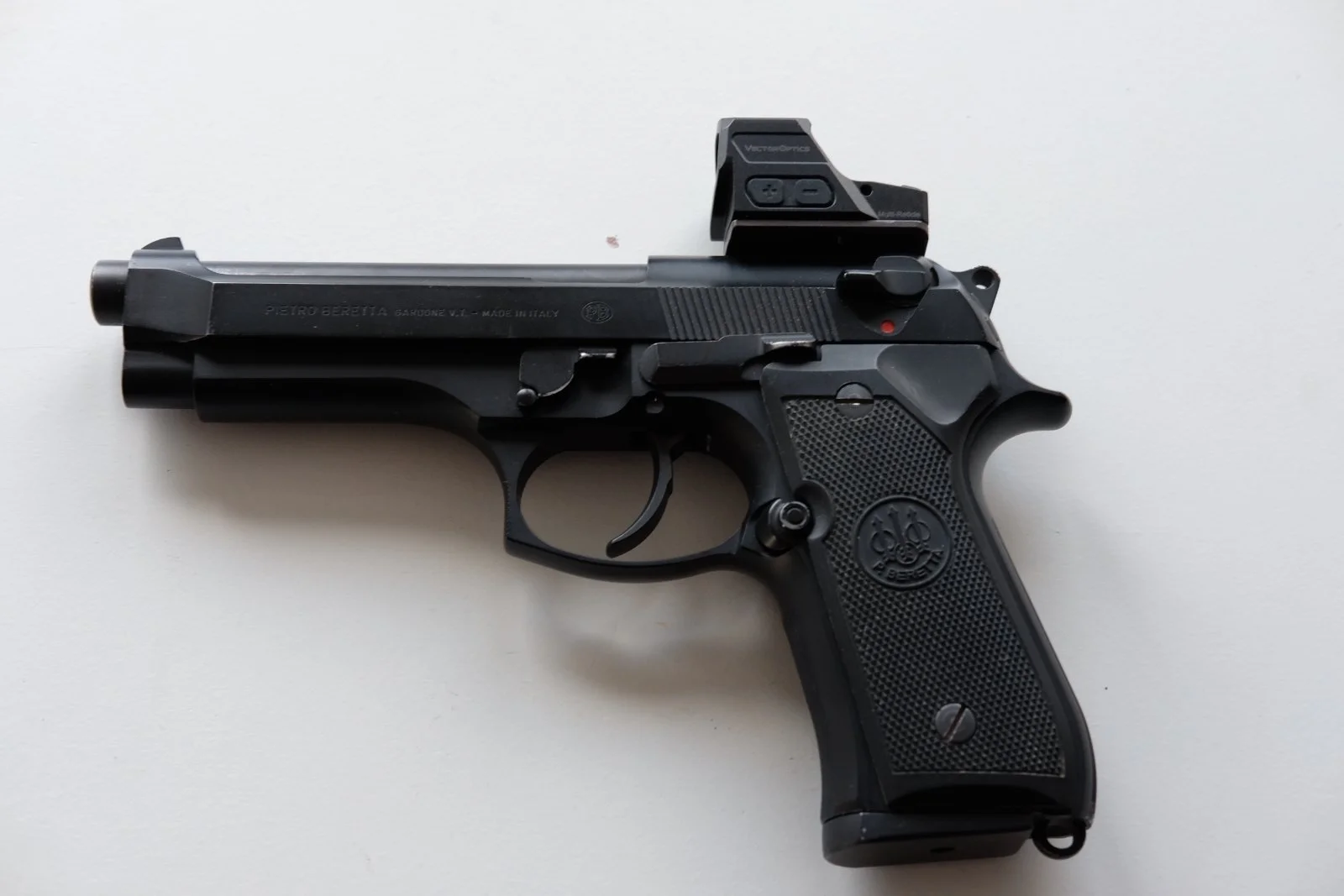 Pistolet Beretta 92F made in ITALY