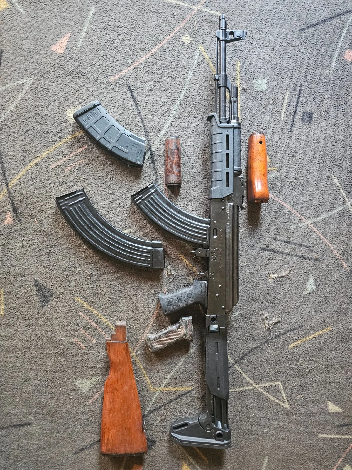 Ak 47 jedenastka w owalu