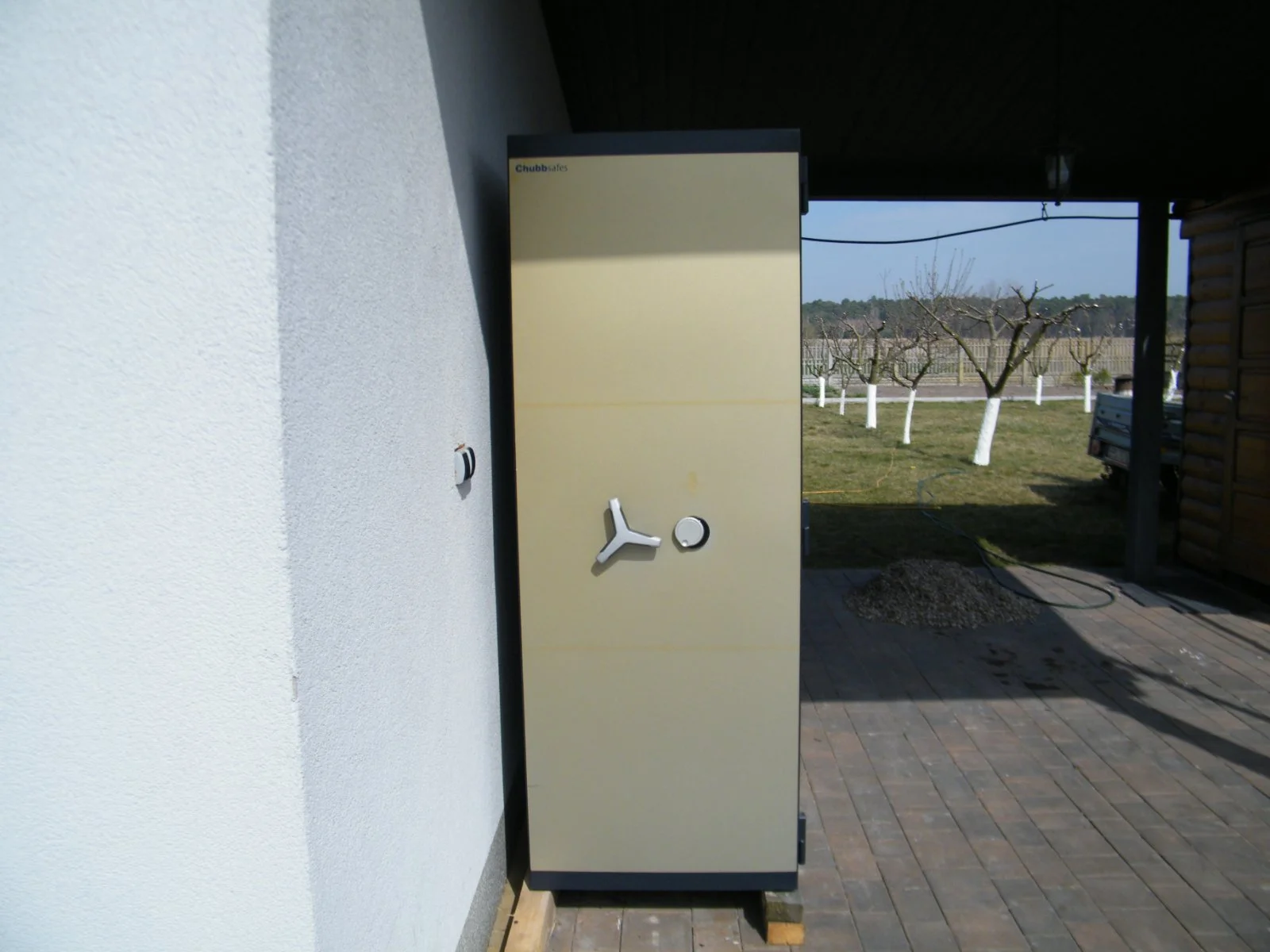 Szafa pancerna, na broń i nie tylko. Klasa I-sza, bardzo ciężka.