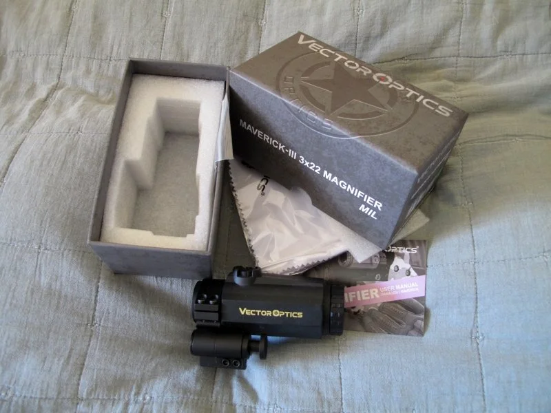 Powiększalnik Vector Optics Maverick-III 3x22 Magnifier MIL