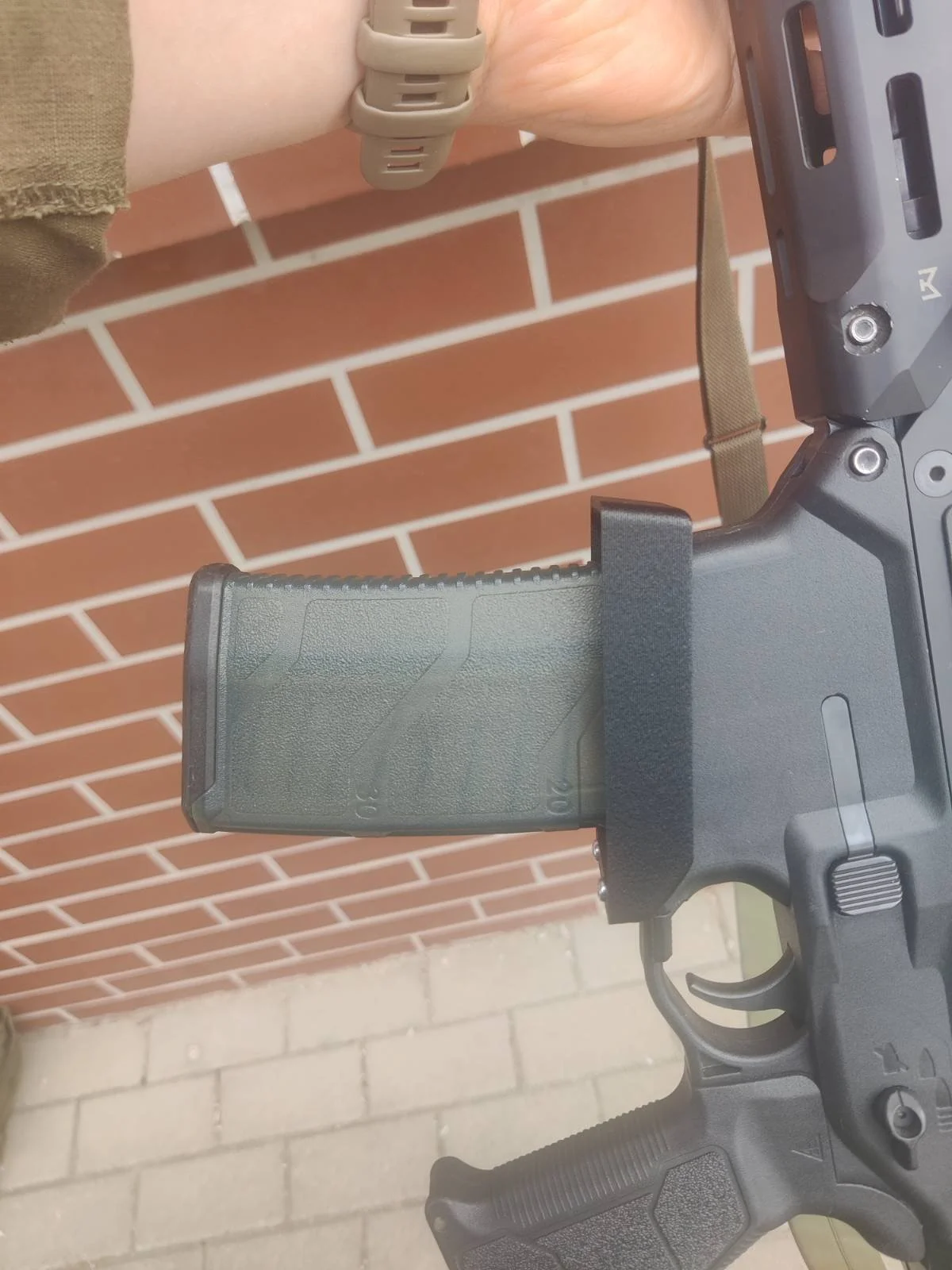 MAGWELL/powiększony lejek gniazda magazynka MSBS GROT A2