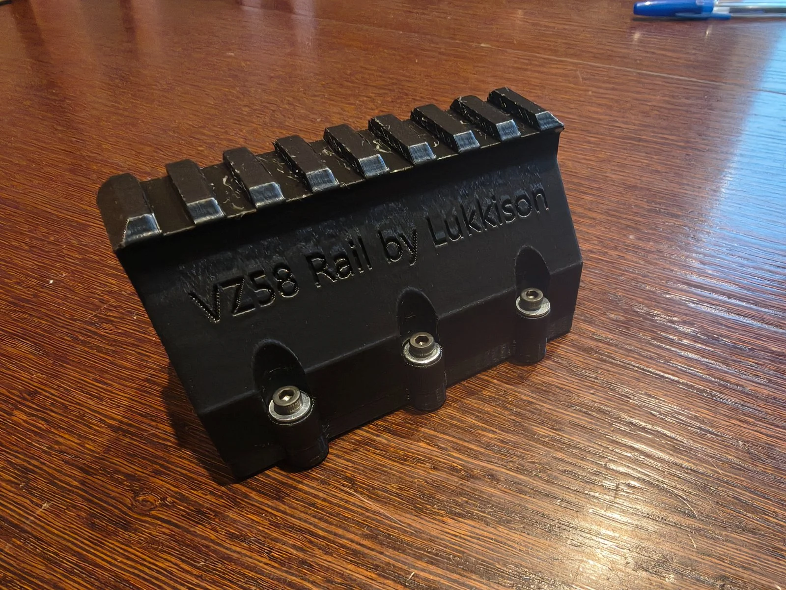 Szyna na pokrywę VZ 58