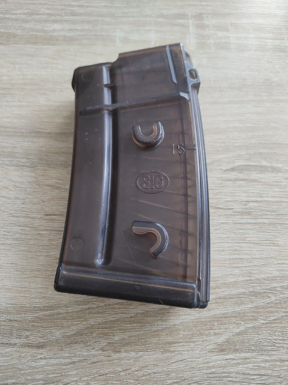 SIG SG 550 Stgw 90 PE 90 magazynek