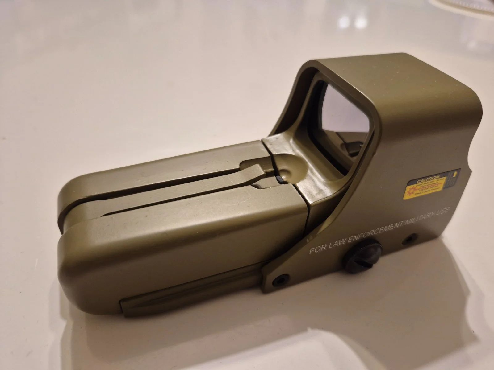 Chińska wersja EOTech 512