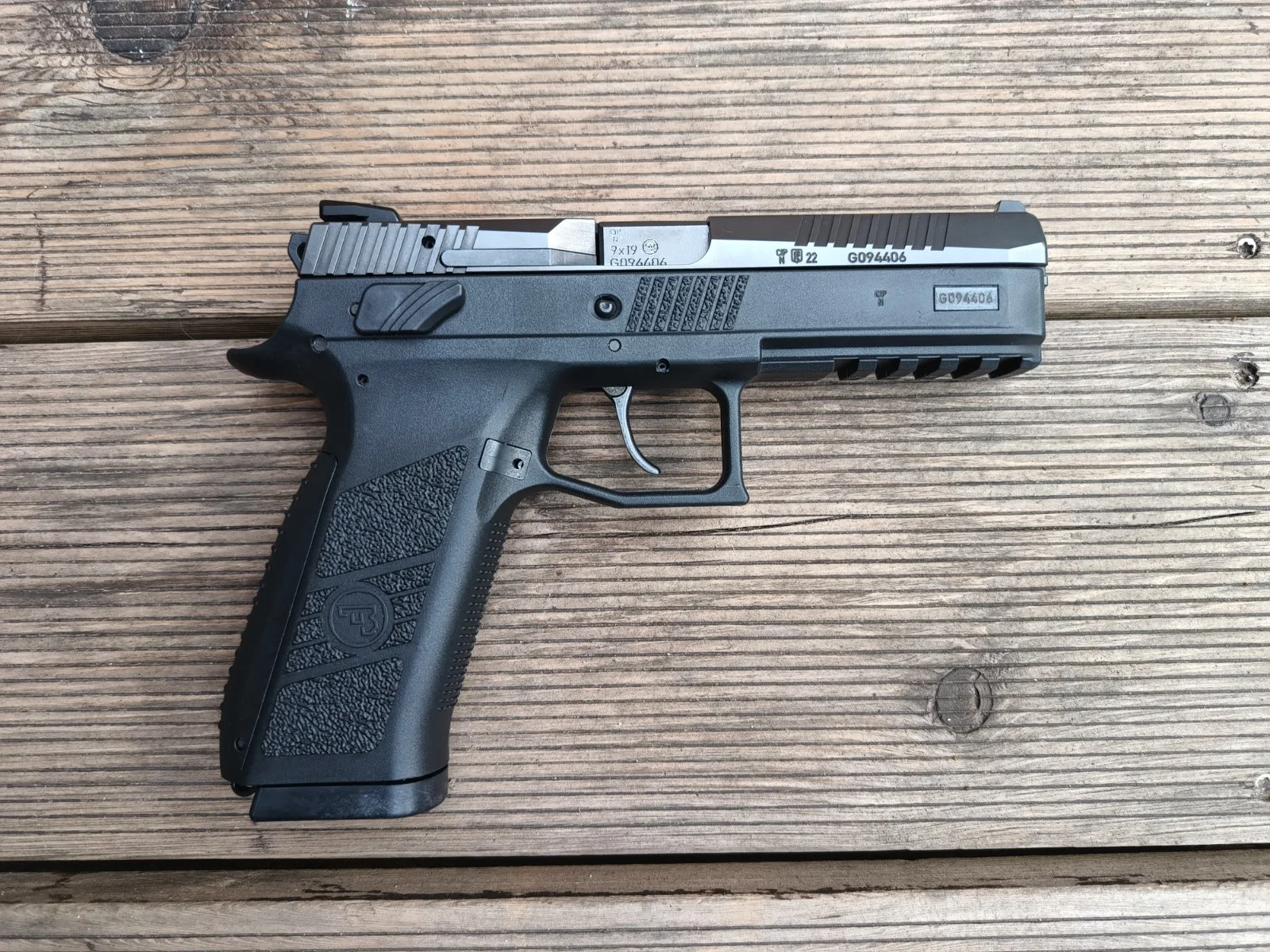 CZ P-09