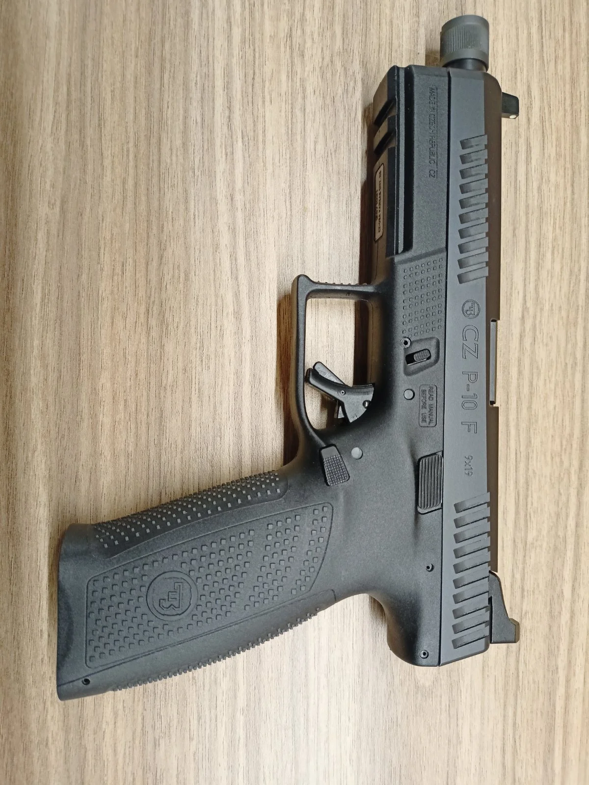 CZ P-10F SR raz użyty