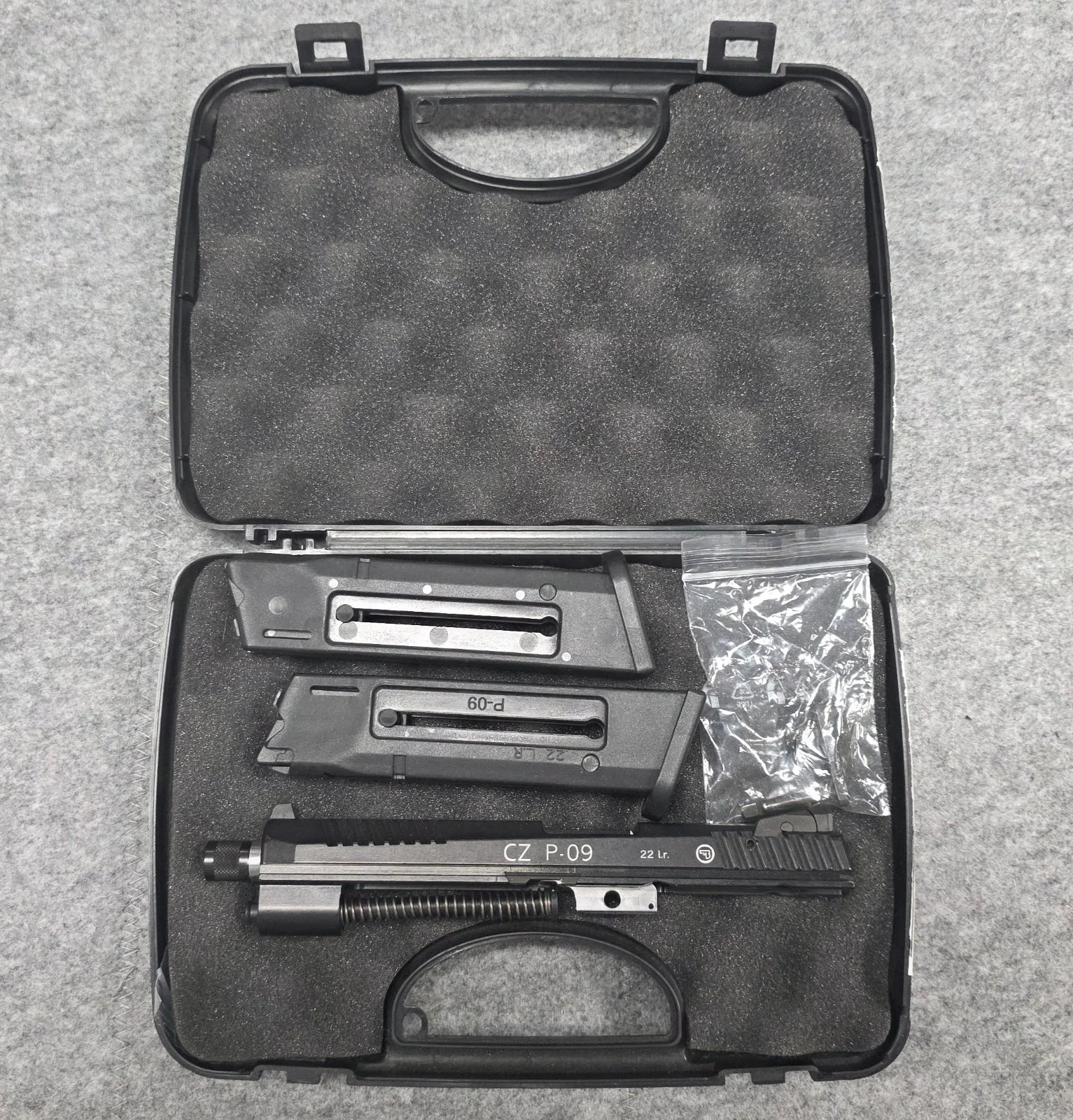 Adapter/konwersja do pistoletu CZ P-09 Thread Kadet kal. .22LR