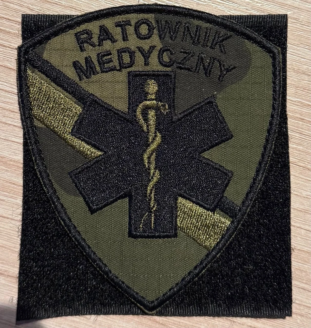Haftowana naszywka RATOWNIK MEDYCZNY wz 2010