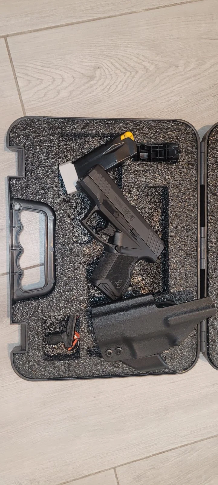 Taurus GX4 9x19