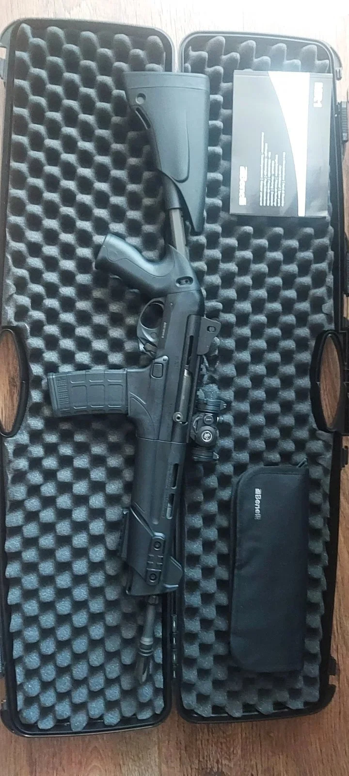 Karabinek Benelli MR1