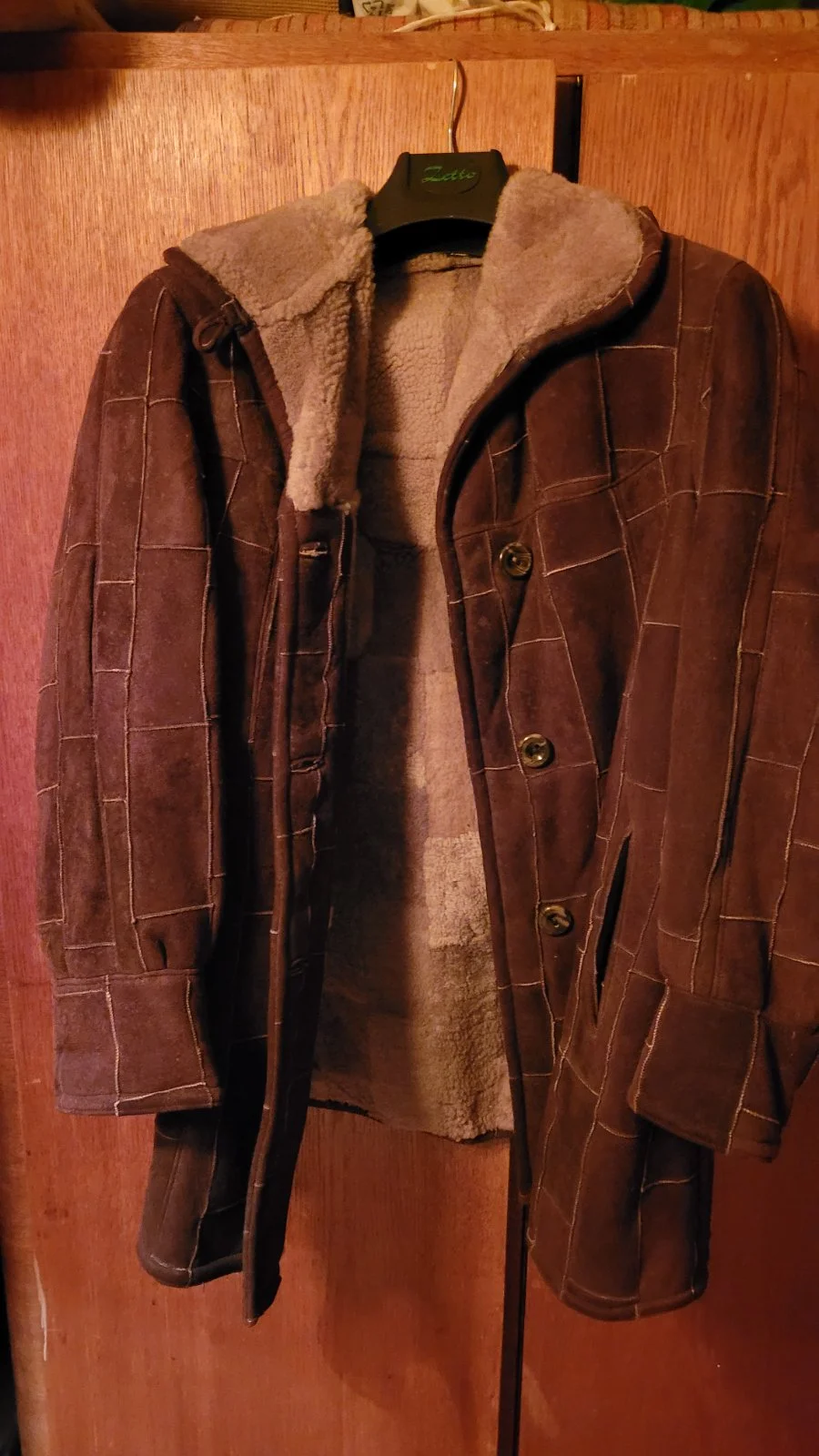 Korzuch skórzany bardzo ciepły