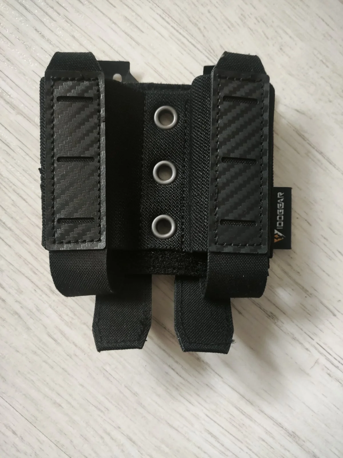 Ładownica podwójna czarna na magazynki 9mm Idogear