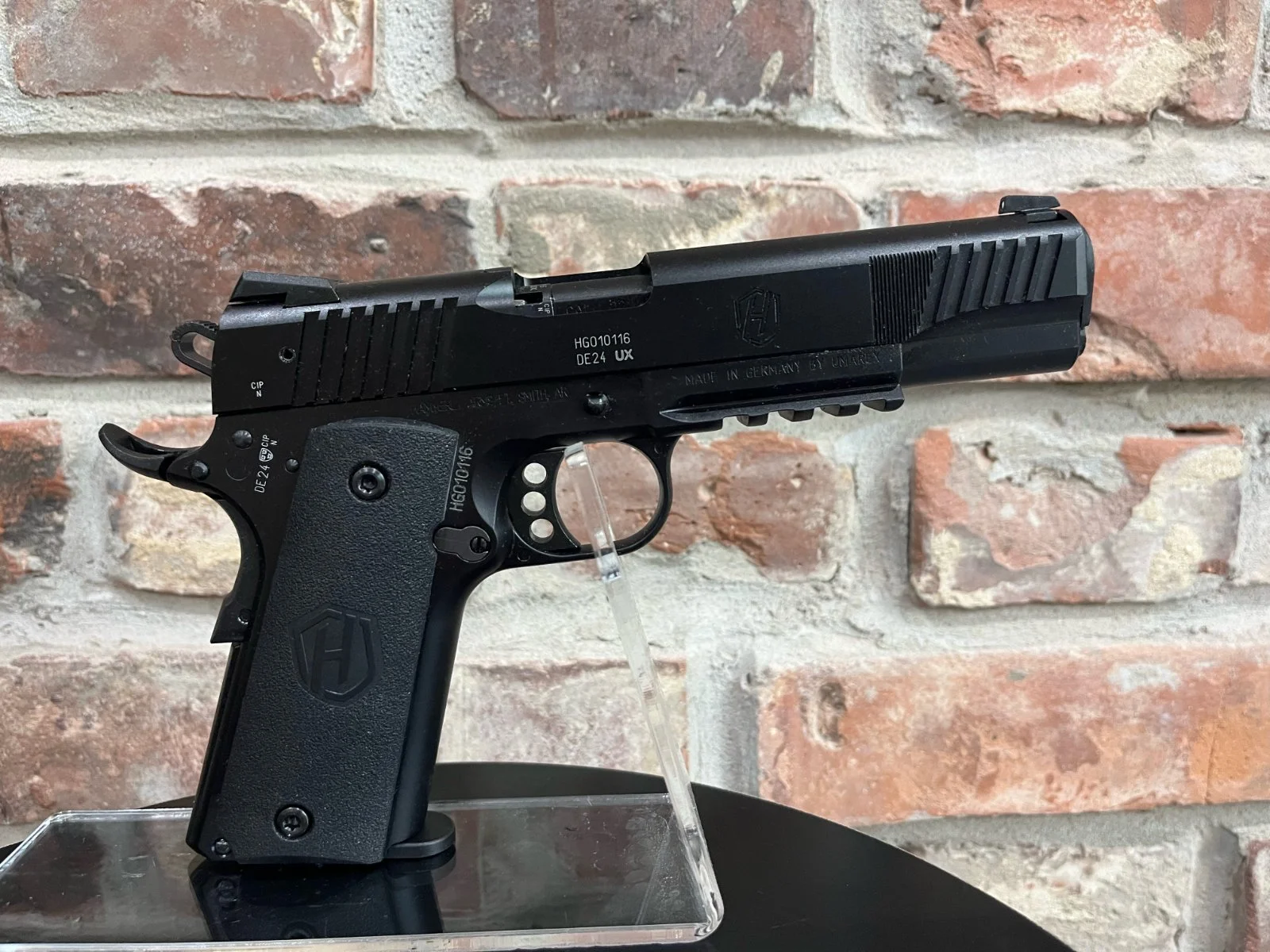 Pistolet Hammerli Forge H1 .22LR z lufą 5"