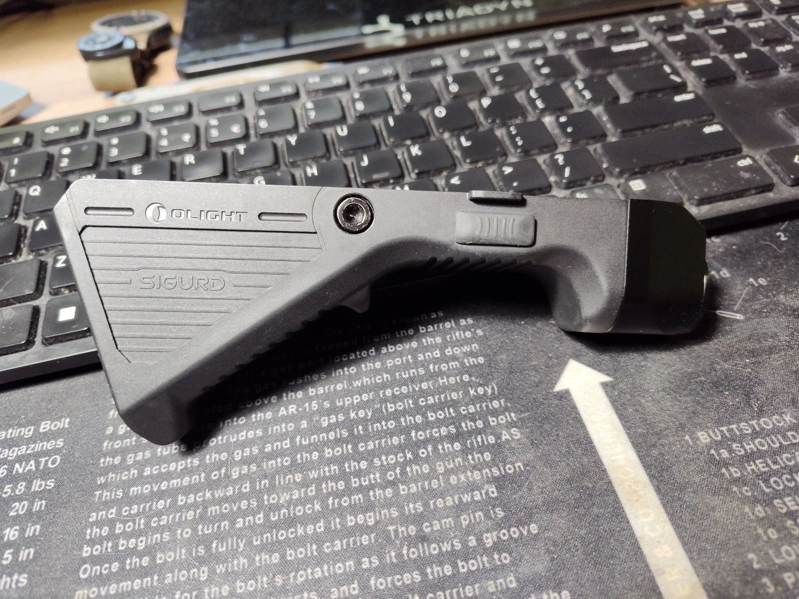 Latarka Olight Sigurd