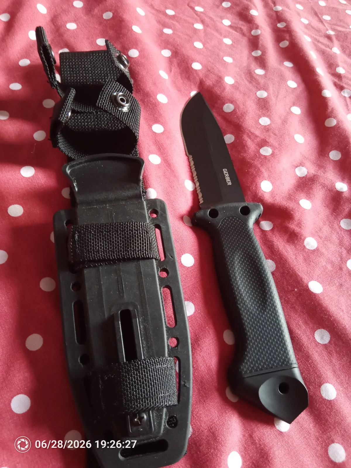 Gerber LMF II Nóż Taktyczny / Survivalowy - Czarny