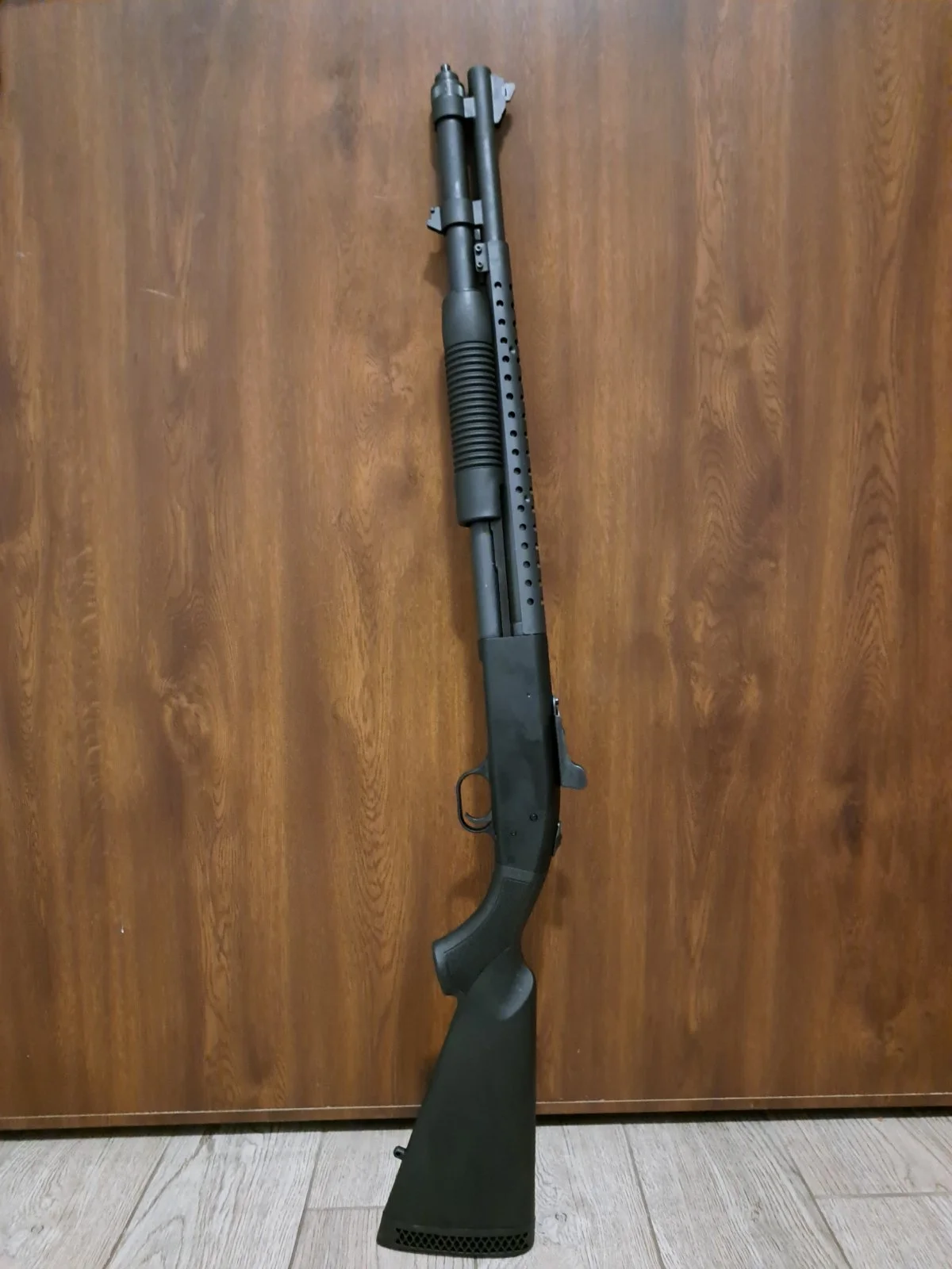 Mossberg M590, prawie nieużywany
