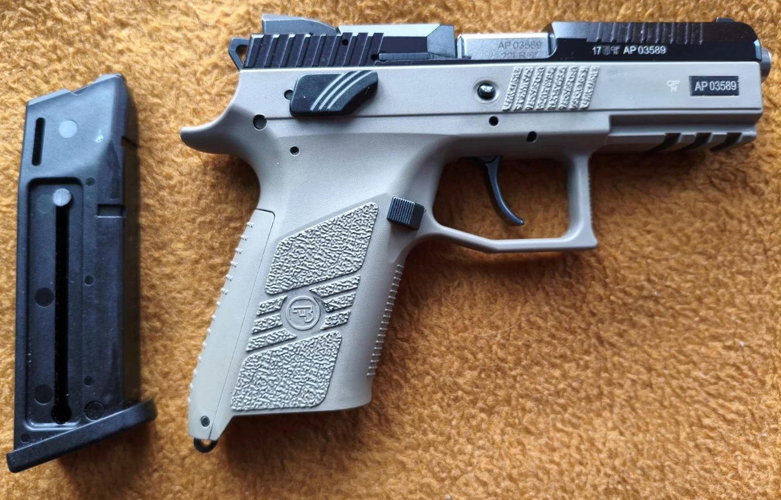 CZ P-07 Kadet urban grey .22 lr
