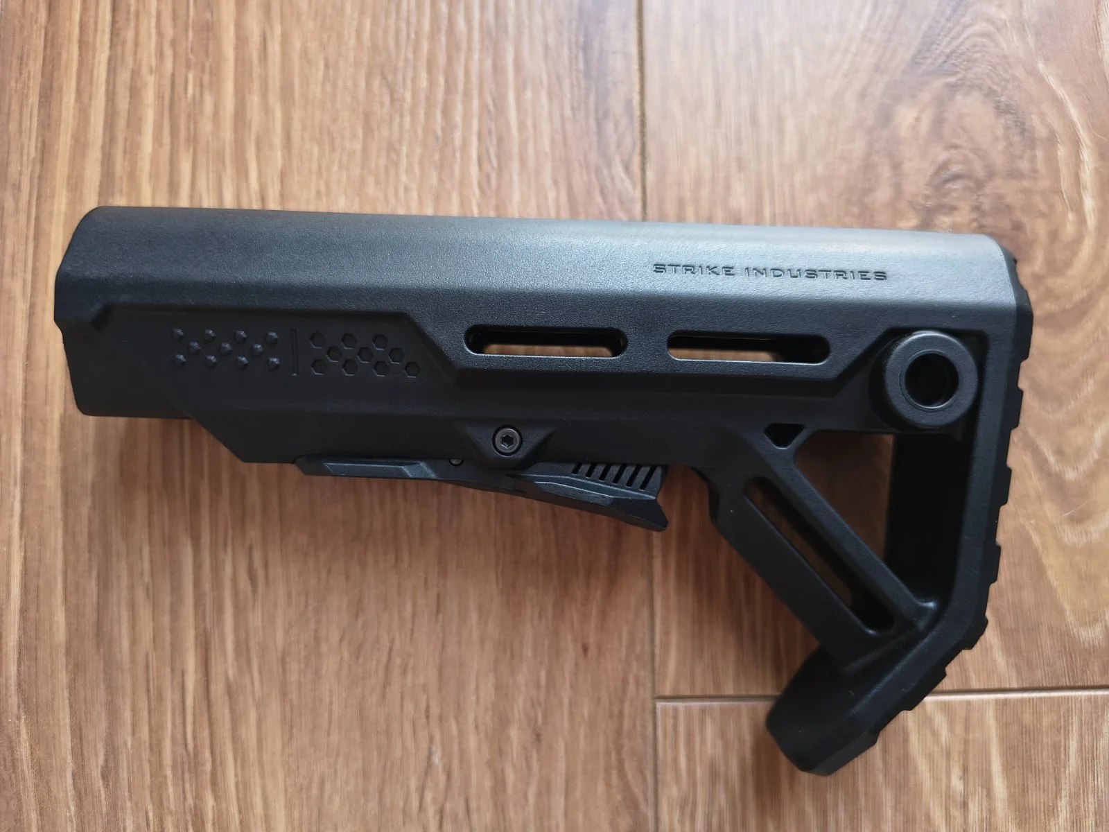 Kolba Strike Industries MOD1 do AR15